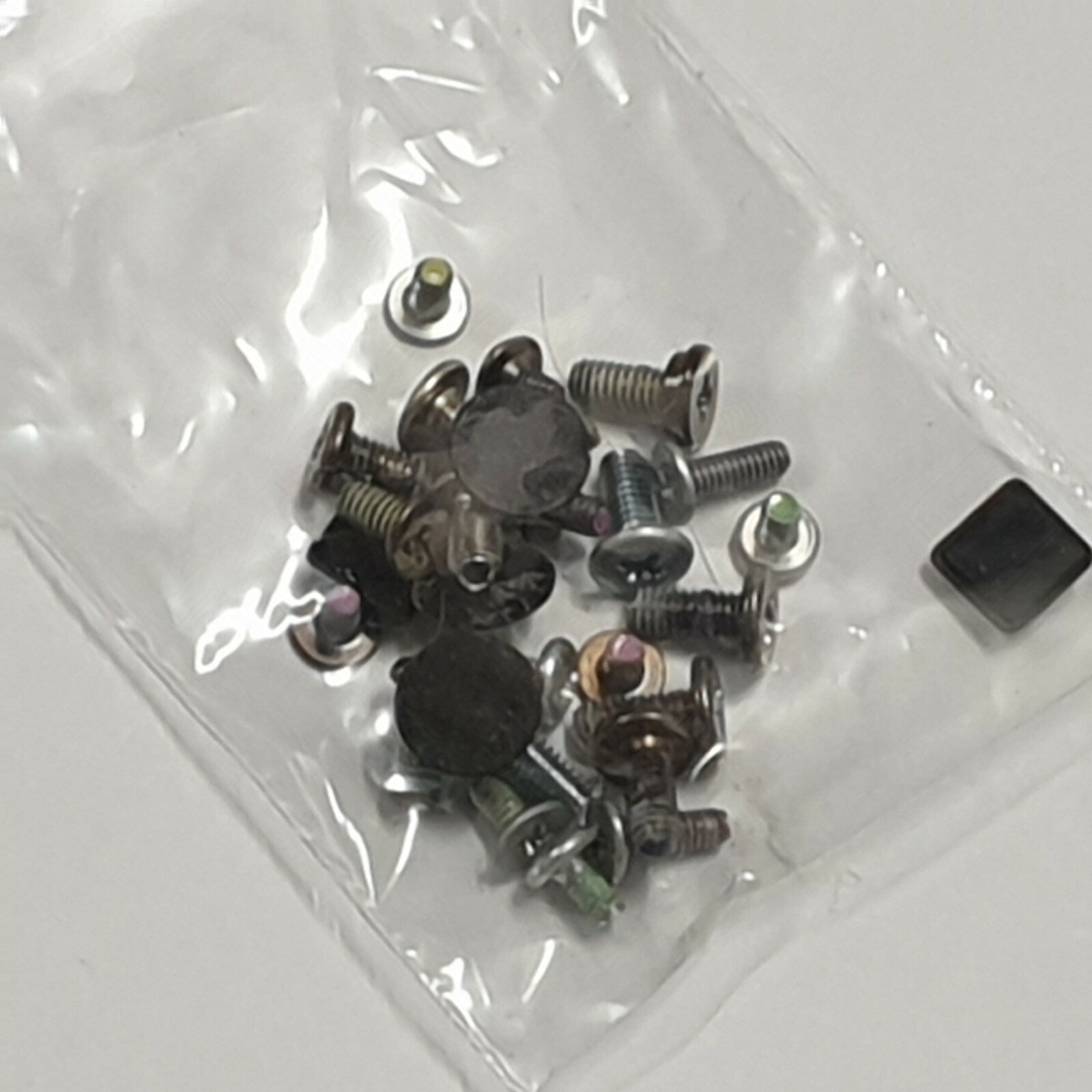 Toshiba Satellite Pro R950 Schraubensatz Screw Set Schrauben Ersatzteil