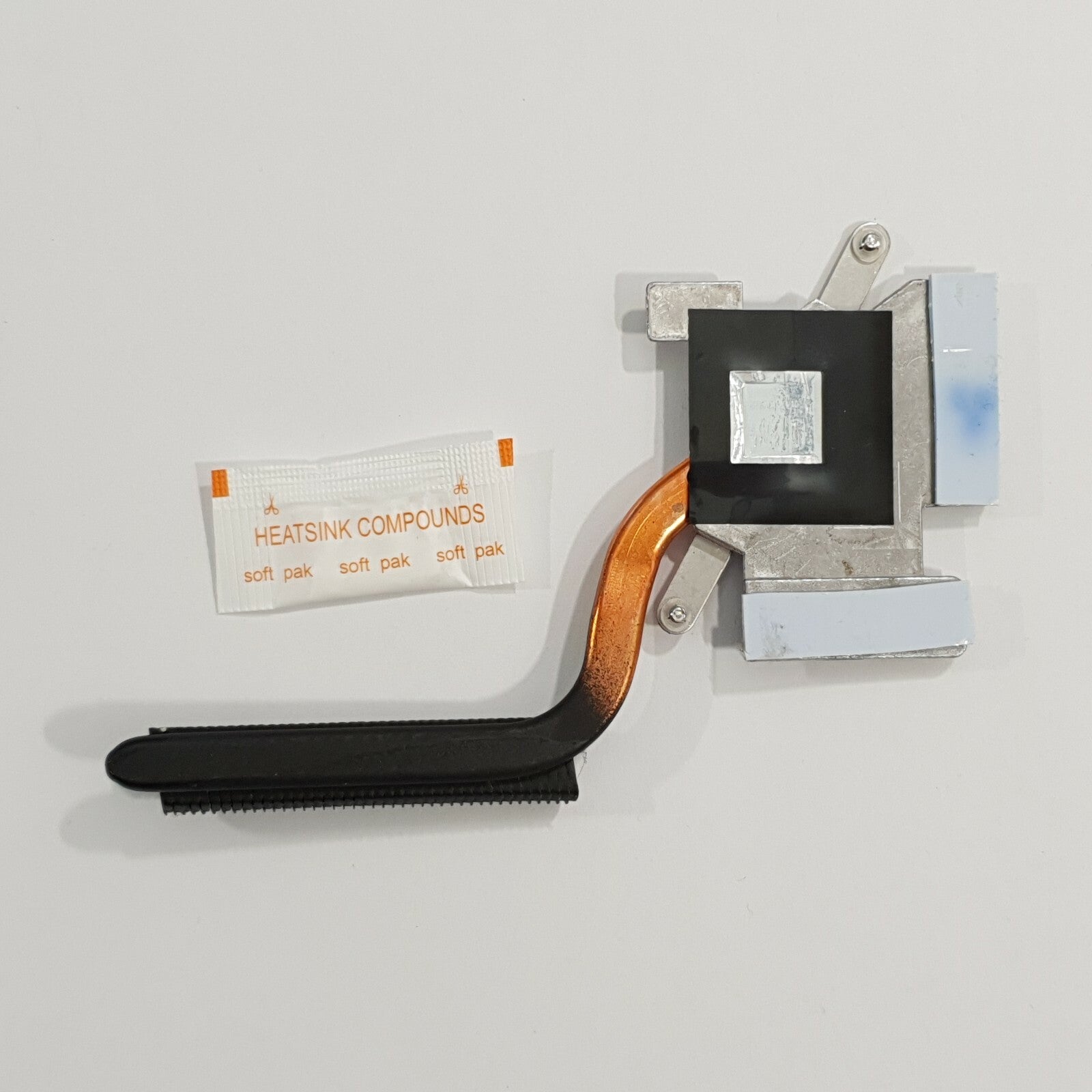HP Pavilion dv9000 Kühler Heatsink mit Wärmeleitpaste – Bild 2
