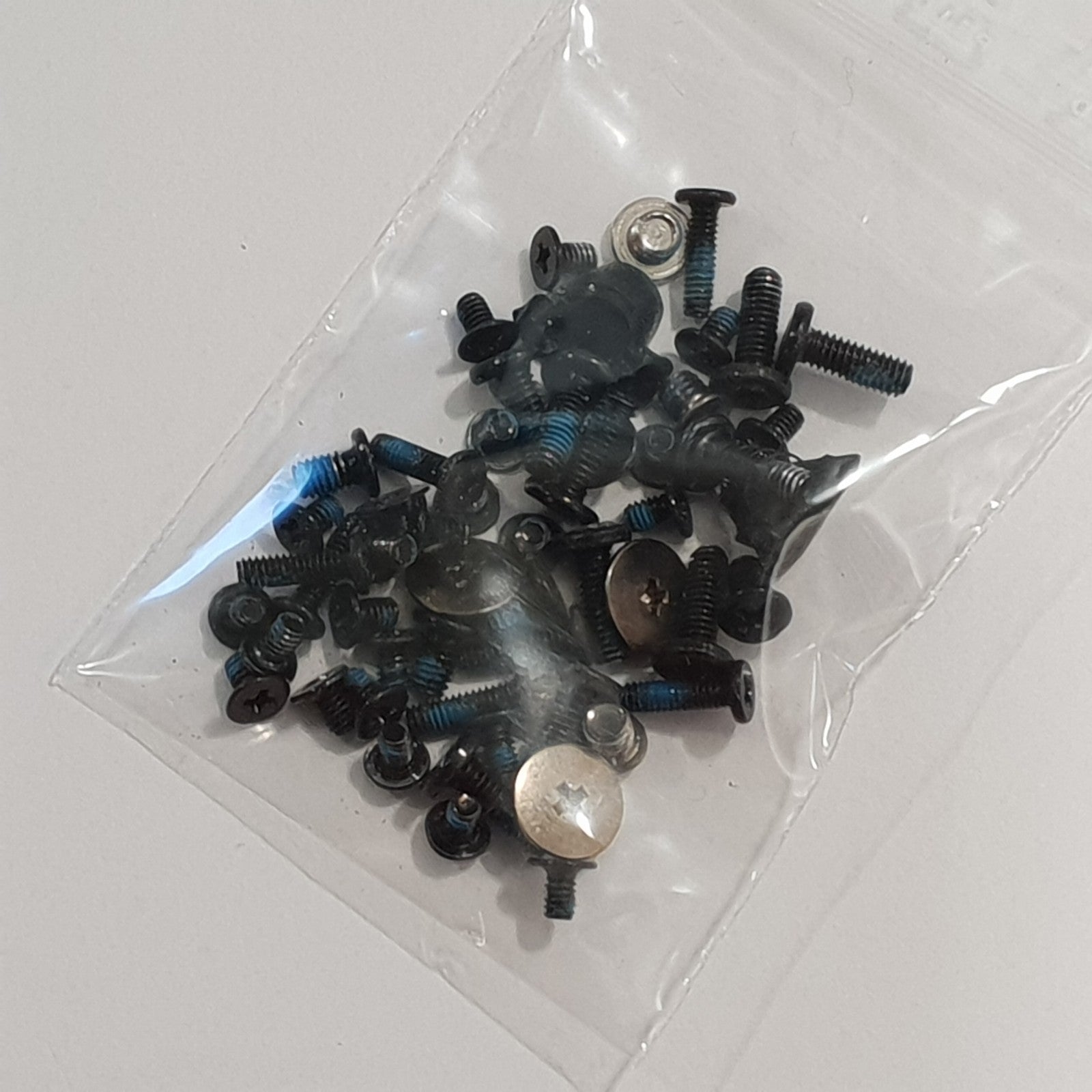 HP EliteBook 2570p Schraubensatz Screw Set Schrauben Gehäuse