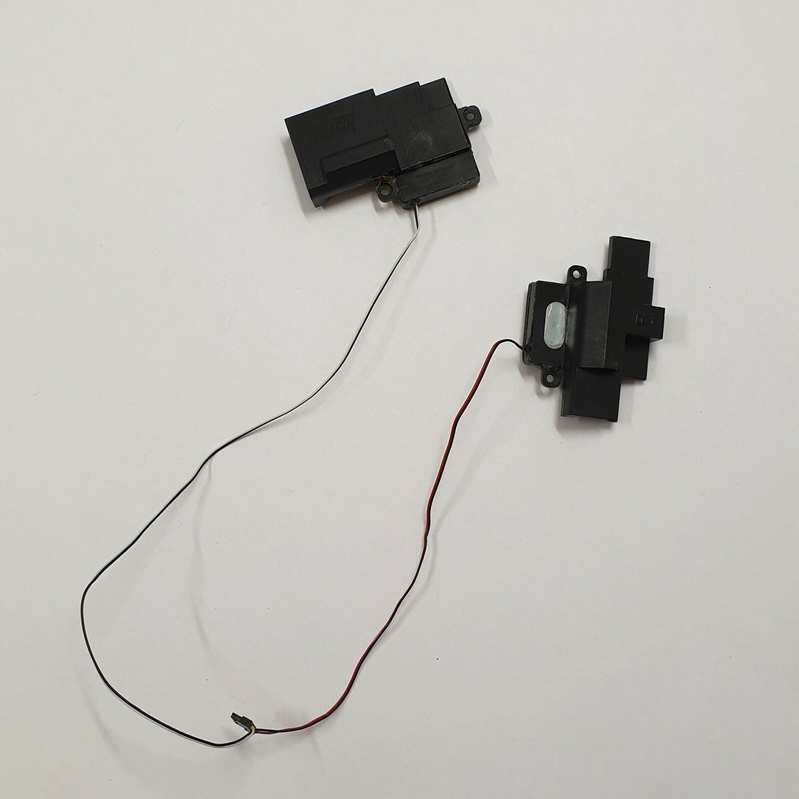 Fujitsu LifeBook NH532 Lautsprecher Speaker Set Intern – Bild 2