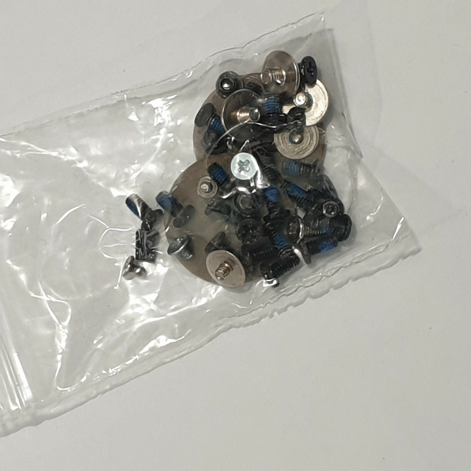 HP Pavilion 13-b Serie Schraubensatz Screw Set Schrauben Gehäuse