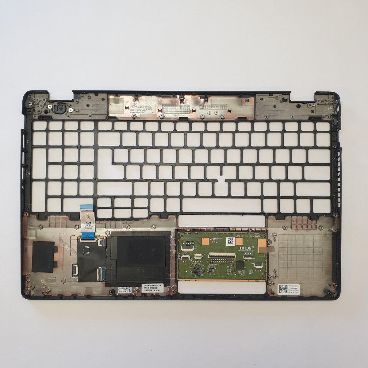Dell Latitude 5501 Handauflage Palmrest mit Touchpad Gehäuse Oberteil