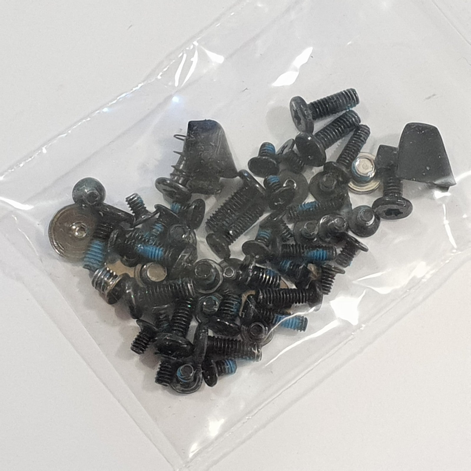 HP EliteBook 2570p Schraubensatz Screw Set Schrauben Gehäuse – Bild 2