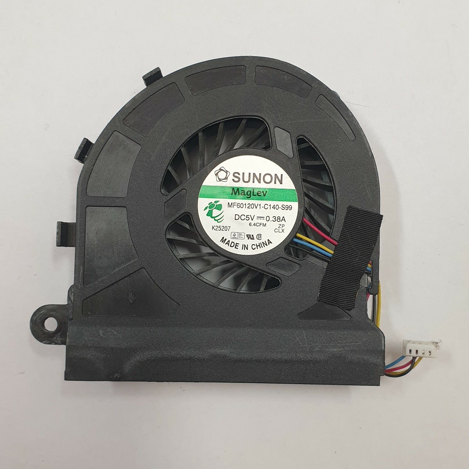 Dell Latitude E5520 Lüfter Fan CPU Kühler Notebook Ersatzteil