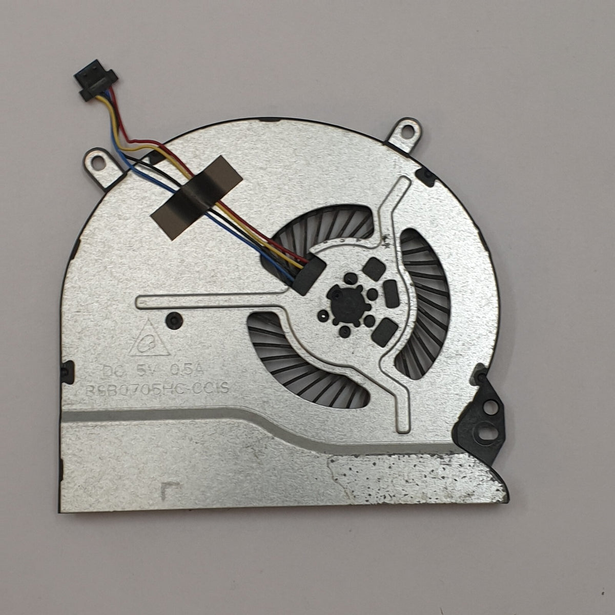 HP 15-b152st Lüfter Fan Notebook CPU Kühler Ersatzteil
