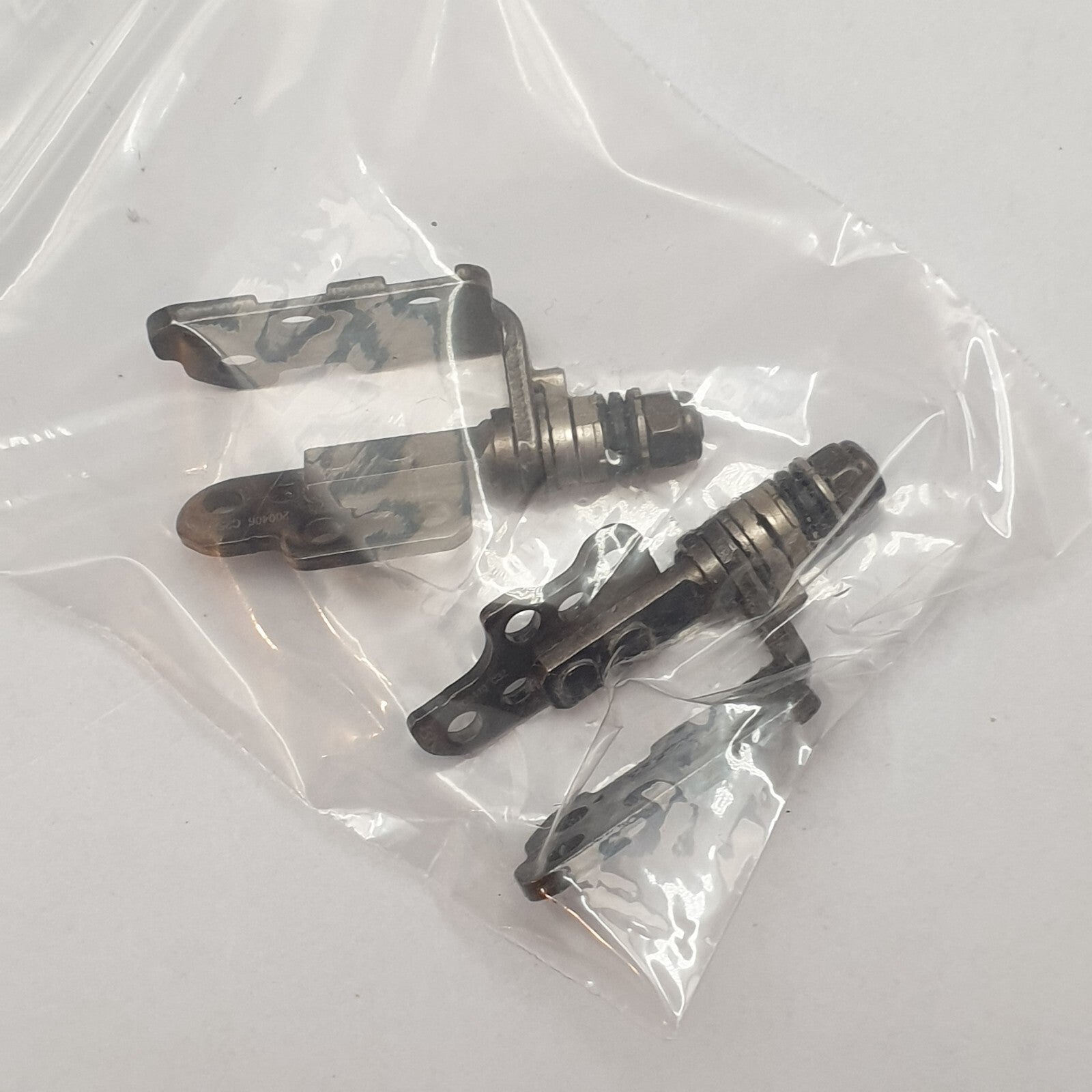 Dell Latitude 5401 Displayscharniere Scharniere Hinges Links Rechts Set – Bild 2