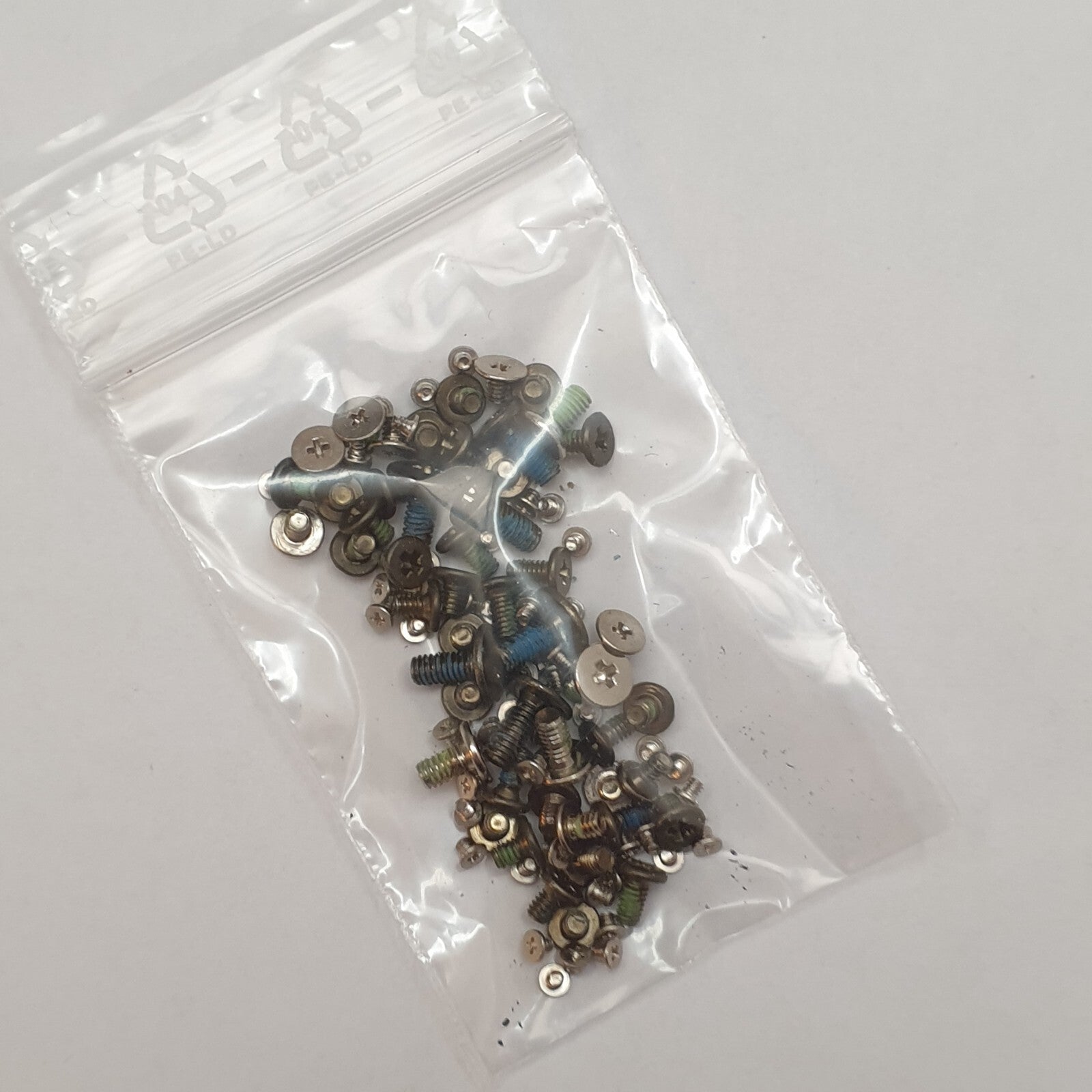 Fujitsu Lifebook E558 Schraubensatz Schrauben Screw Set Laptop Notebook