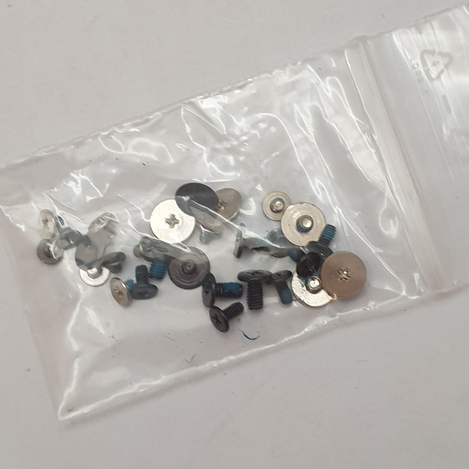Lenovo Thinkpad E14 G1 Gen 1 Schraubensatz Schrauben Set Screw Set – Bild 2