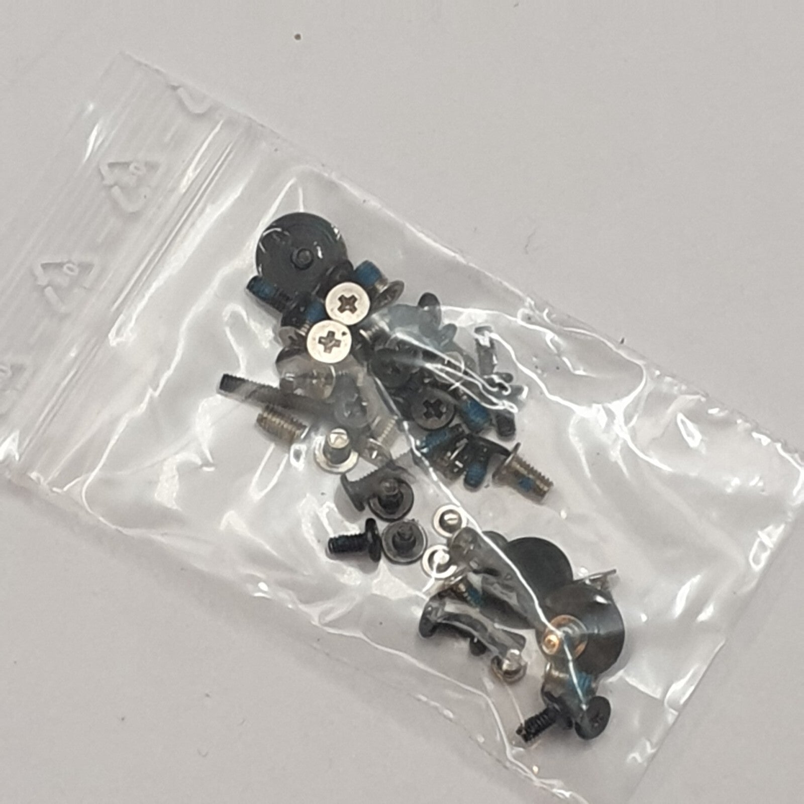 Asus X552M Schraubensatz screw set Schrauben