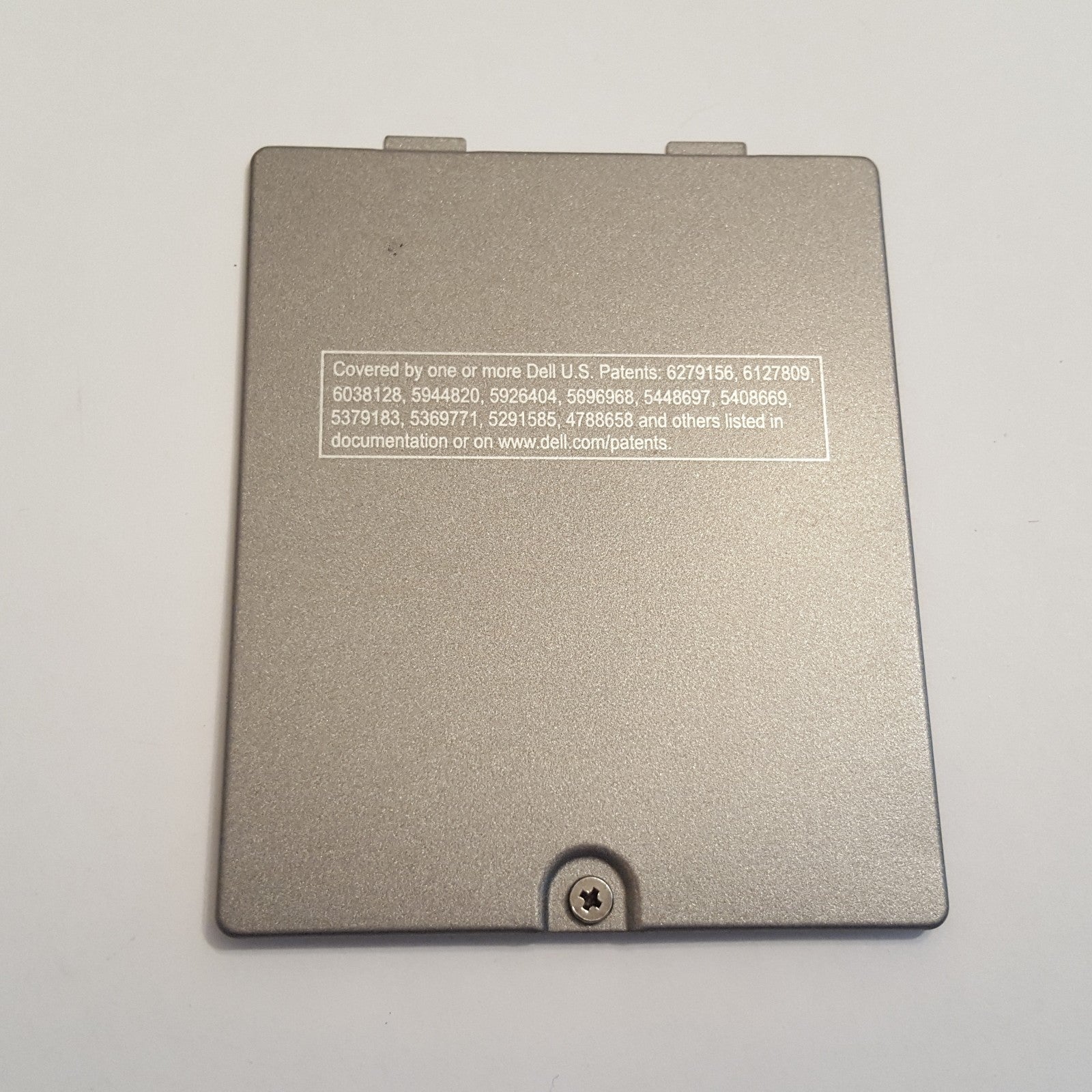 Dell Latitude D600 Gehäuse Abdeckung Unterschale RAM Fach Bottom Base Cover