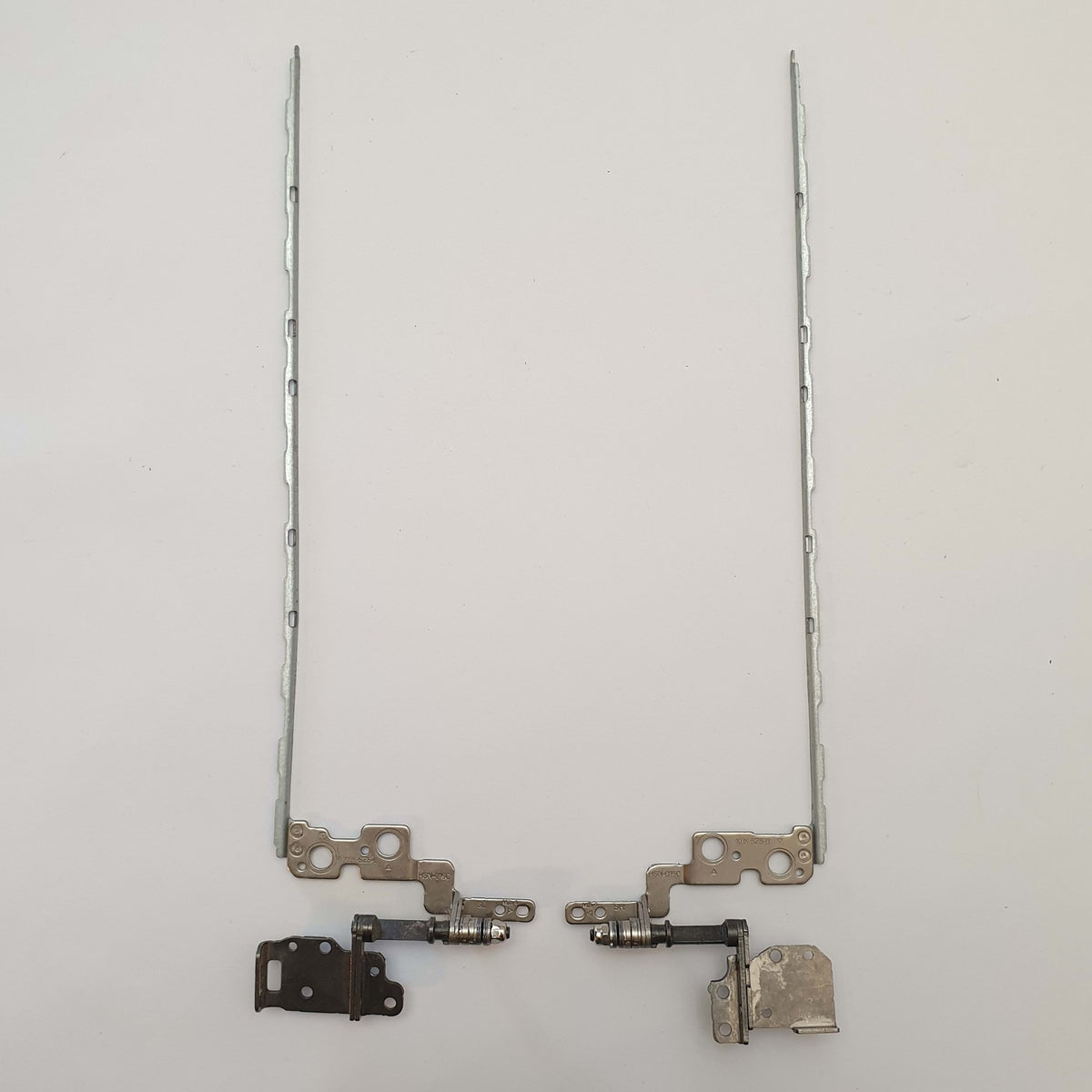 HP ProBook 450 G6 Displayscharniere Scharniere Paar Links Rechts Hinges Set