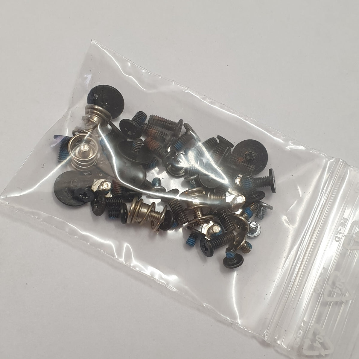 Packard Bell EasyNote LS44HR Schraubensatz Screw Set Schrauben Ersatzteil
