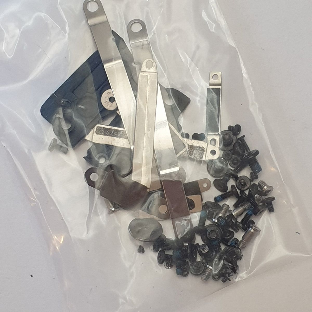 Apple MacBook Pro 13" A1708 2017 Schraubensatz Screw Set Kleinteile