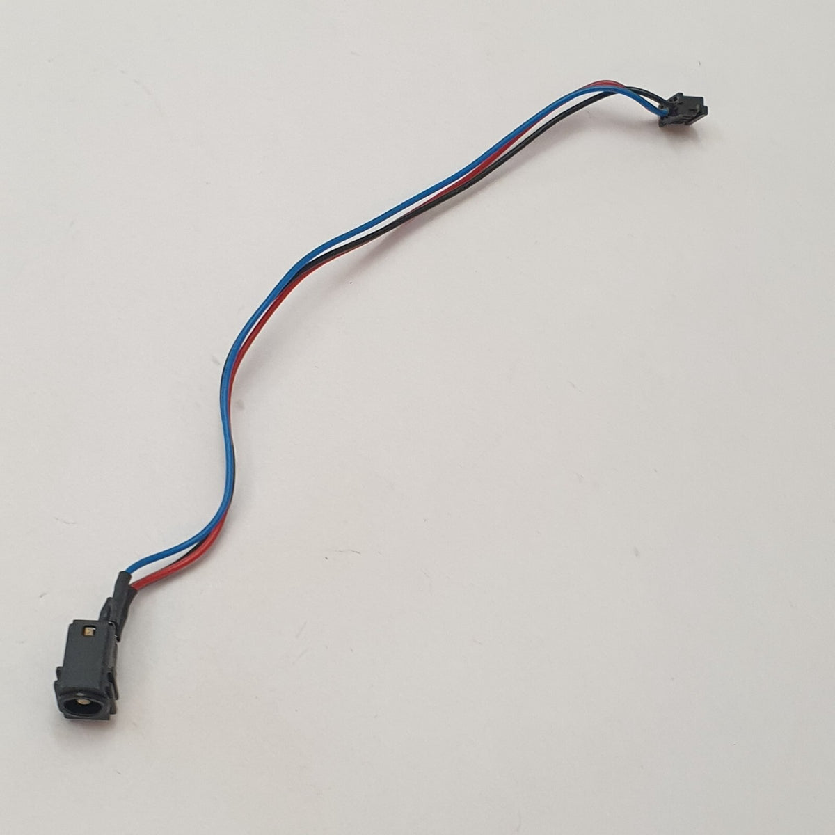 Fujitsu Lifebook E782 Original Strombuchse DC Jack Ladebuchse Kabel