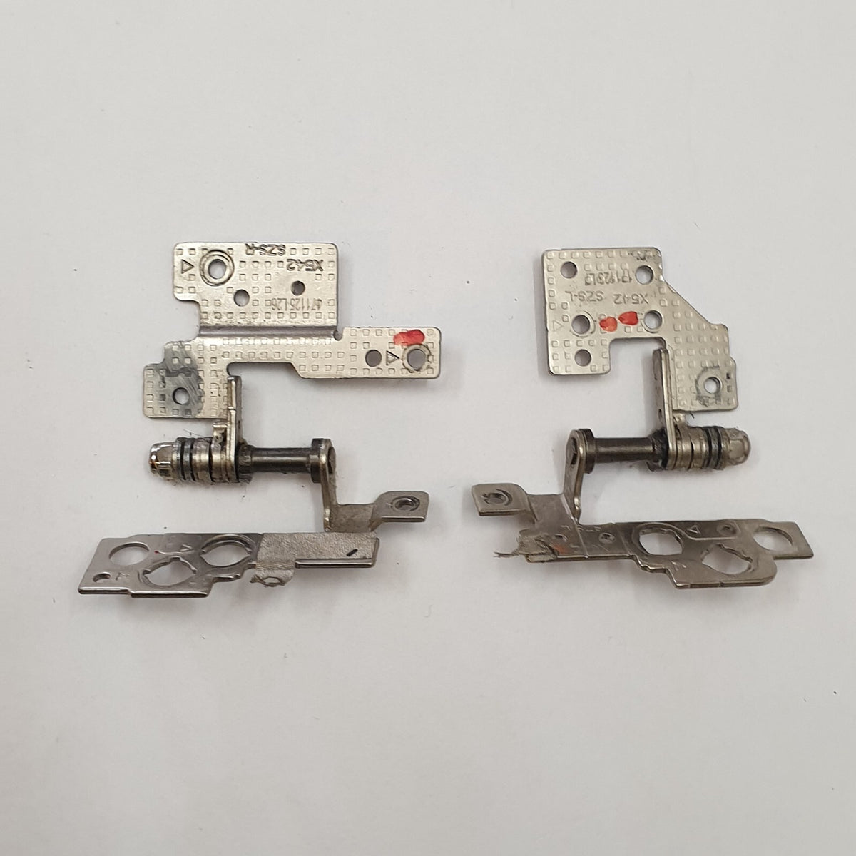 Asus P1501U Displayscharniere L+R Set Laptop Scharnier Gelenk Hinge