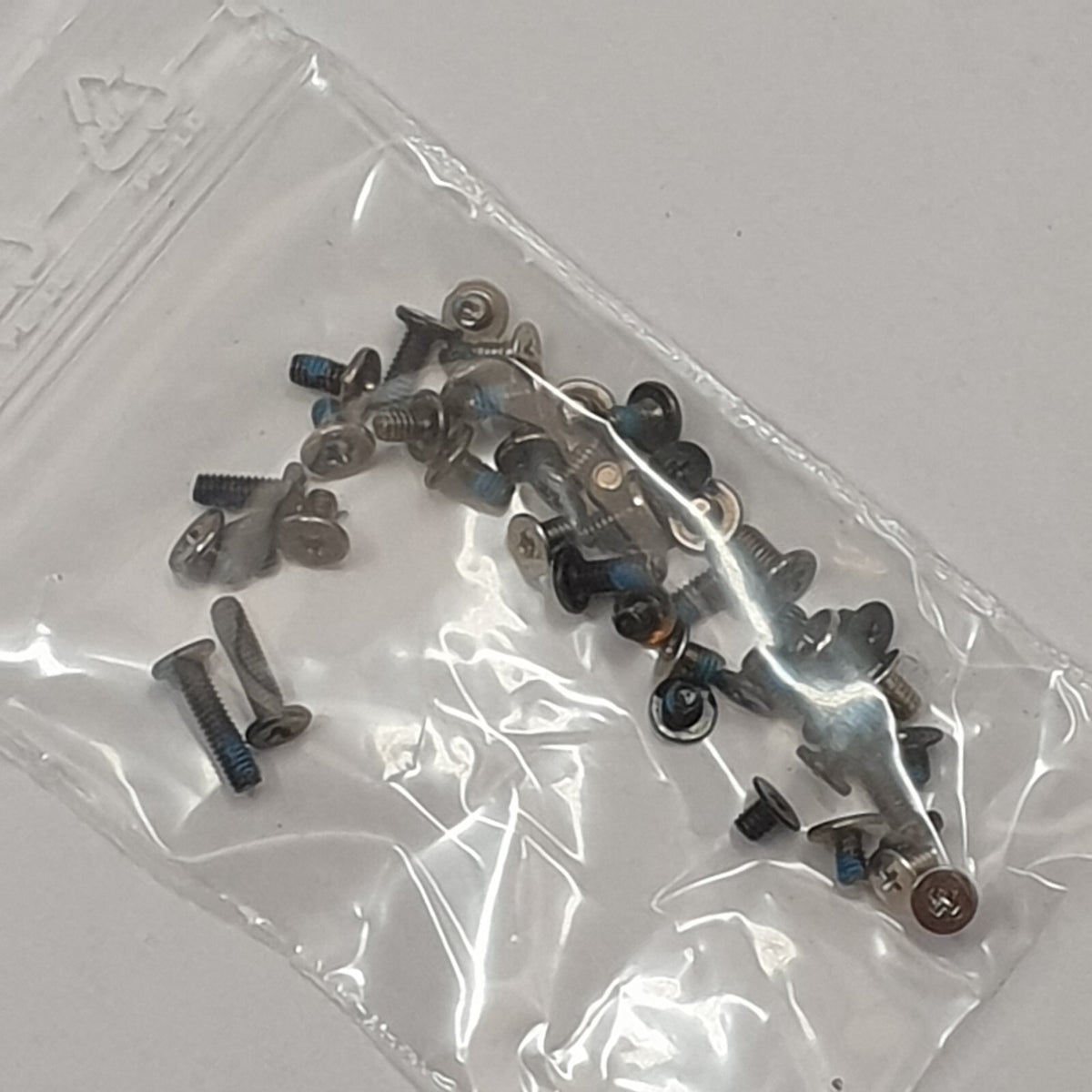 Asus Eeebook X206H Schraubensatz Screw Set Schrauben Ersatzteil