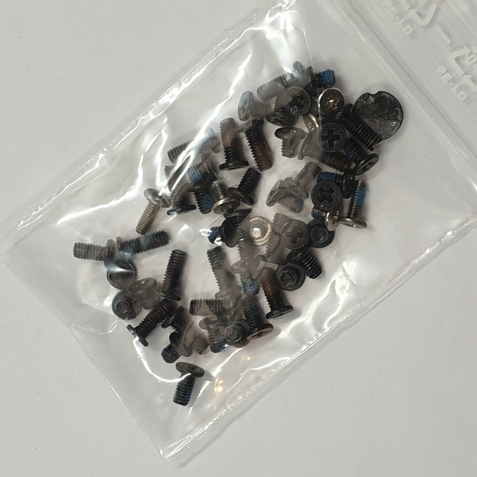 HP Compaq Presario CQ56 Schraubensatz Screw Set Schrauben Gehäuse – Bild 2