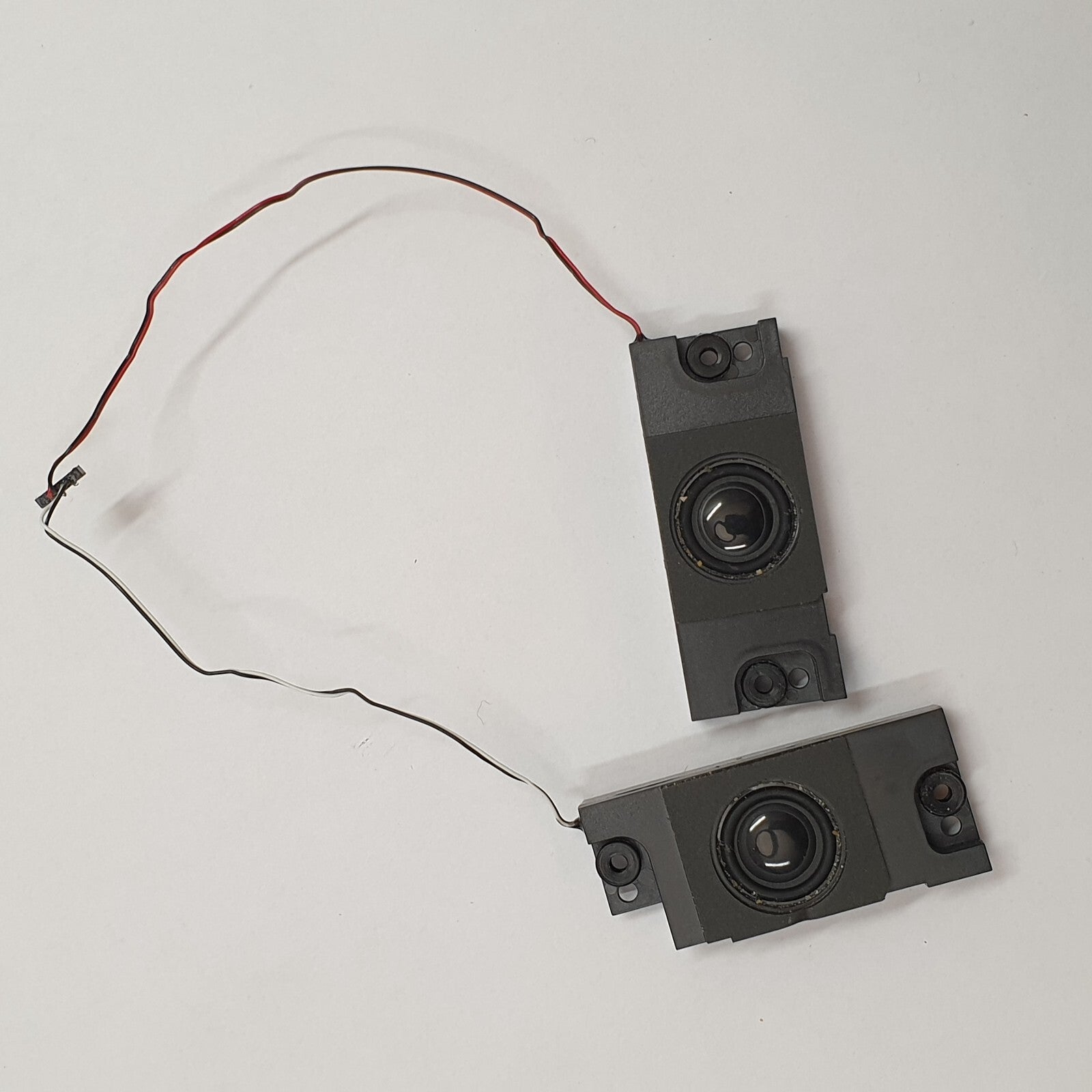 Medion Akoya E7416 Lautsprecher Speaker Set Intern