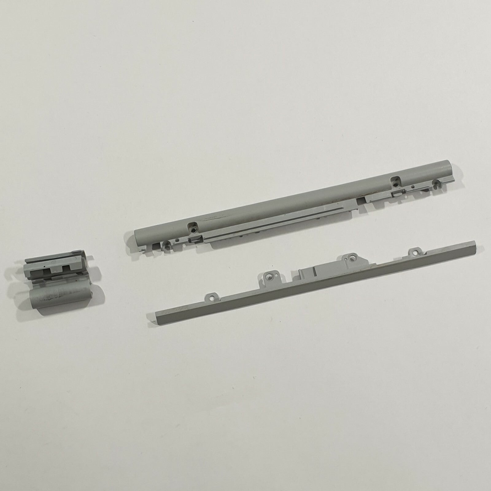 Sony Vaio SVS1313K1EW Scharnierabdeckung Display Scharnier Abdeckung Hinge Cover