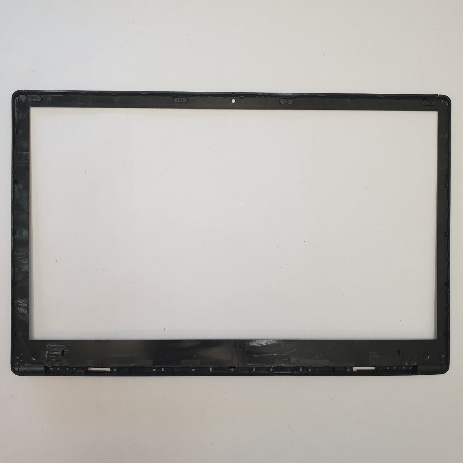 THOMSON D15-32 2 Go NEO 15 Displayrahmen Bezel Frontblende – Bild 2