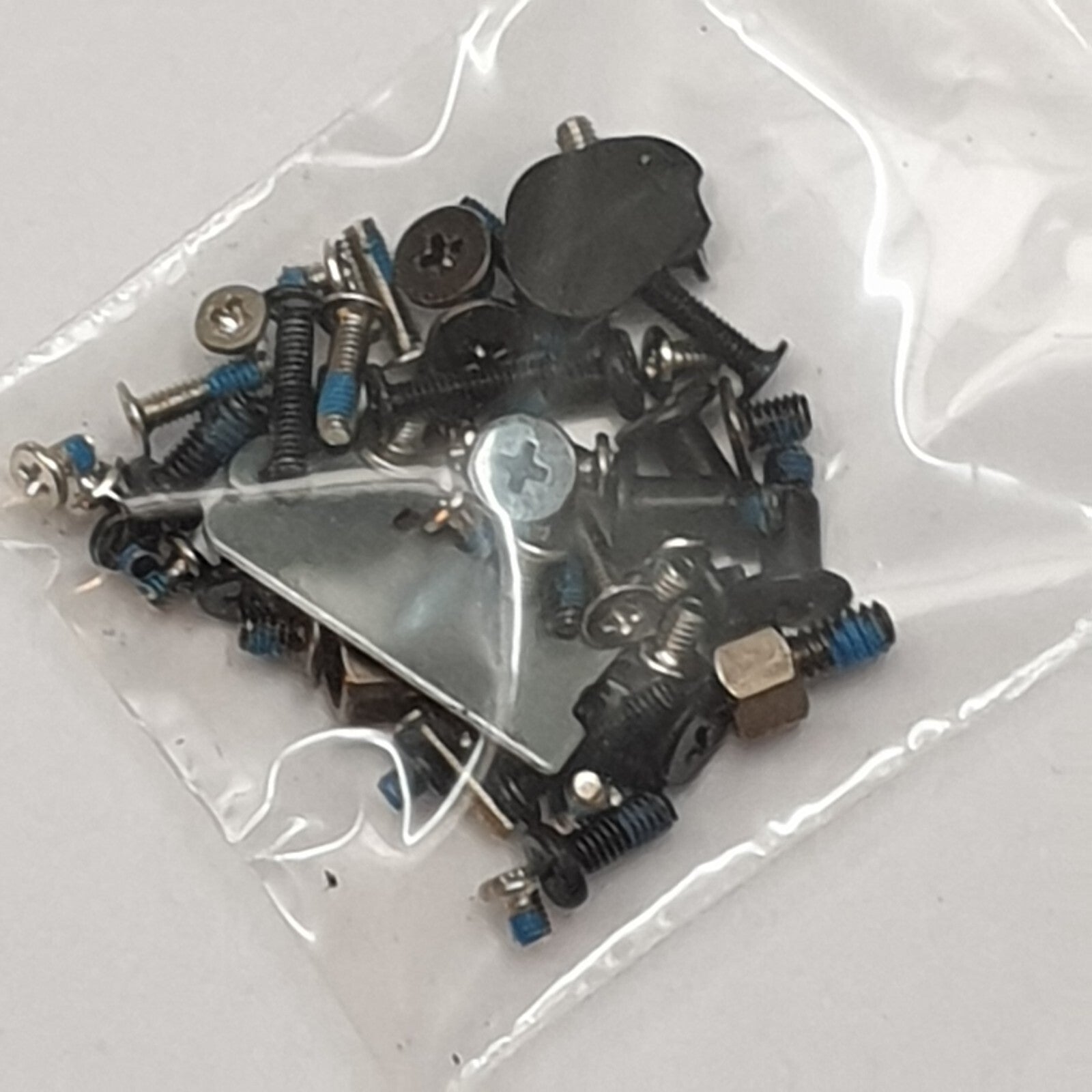 Lenovo ThinkPad W541 Schraubensatz Screw Set Schrauben Gehäuse