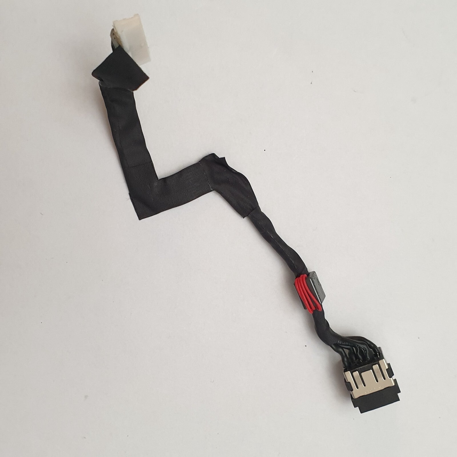 Dell Precision 7760 Original Strombuchse mit Kabel Ladebuchse Power Jack DC IN