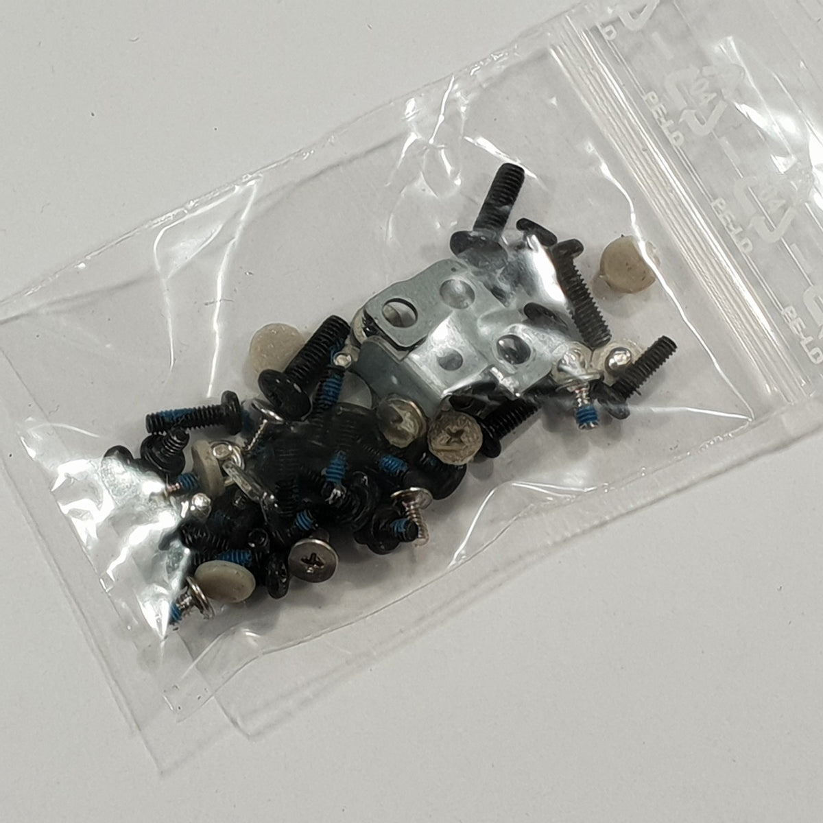 Samsung Q330 Schraubensatz Screw Set Schrauben Gehäuse