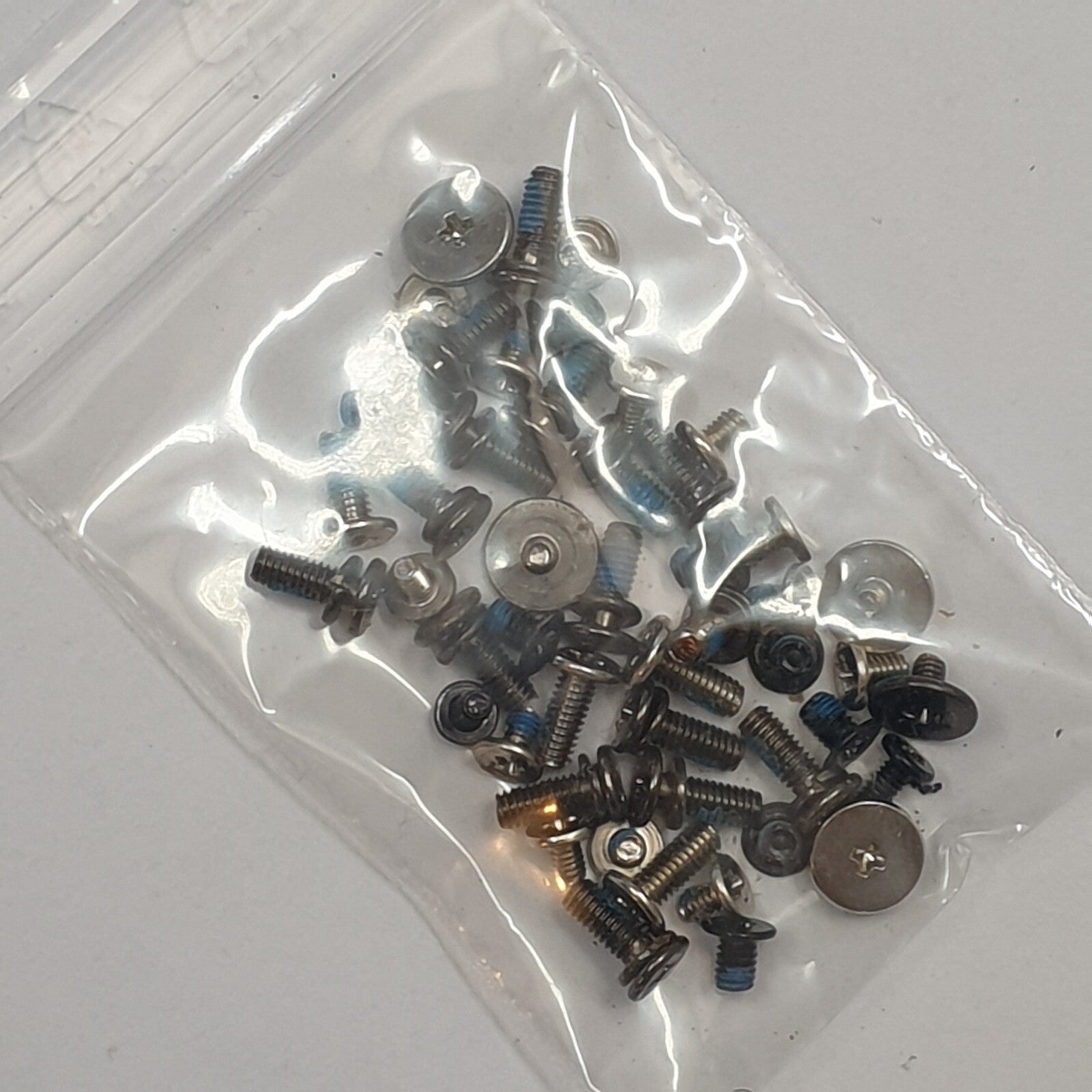 Acer ChromeBook 15 CB3-532 Schraubensatz Screw Set Schrauben Ersatzteil – Bild 2