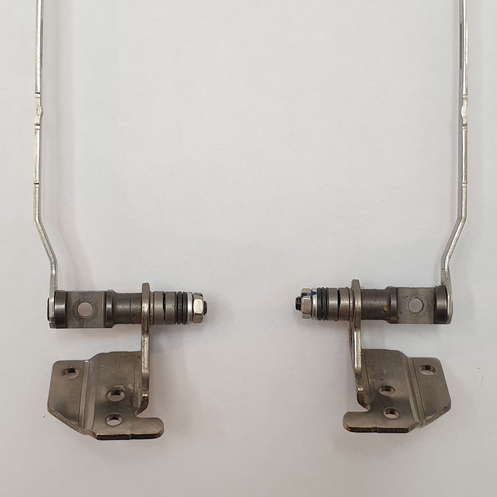 Fujitsu Lifebook E558 Displayscharniere Scharnier Set Display Hinge Links Rechts – Bild 2