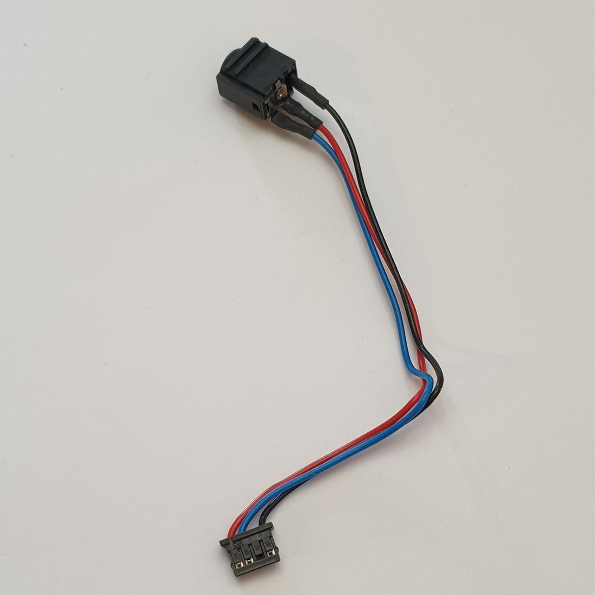Fujitsu LifeBook S792 Strombuchse DC Jack Ladebuchse Anschluss Kabel