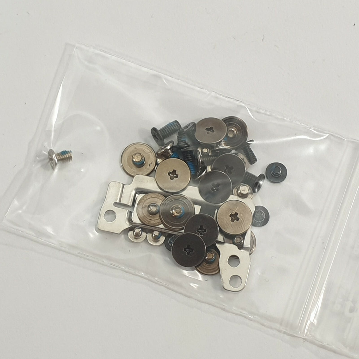HP Chromebook 13 G1 Schraubensatz Screw Set Gehäuse Schrauben