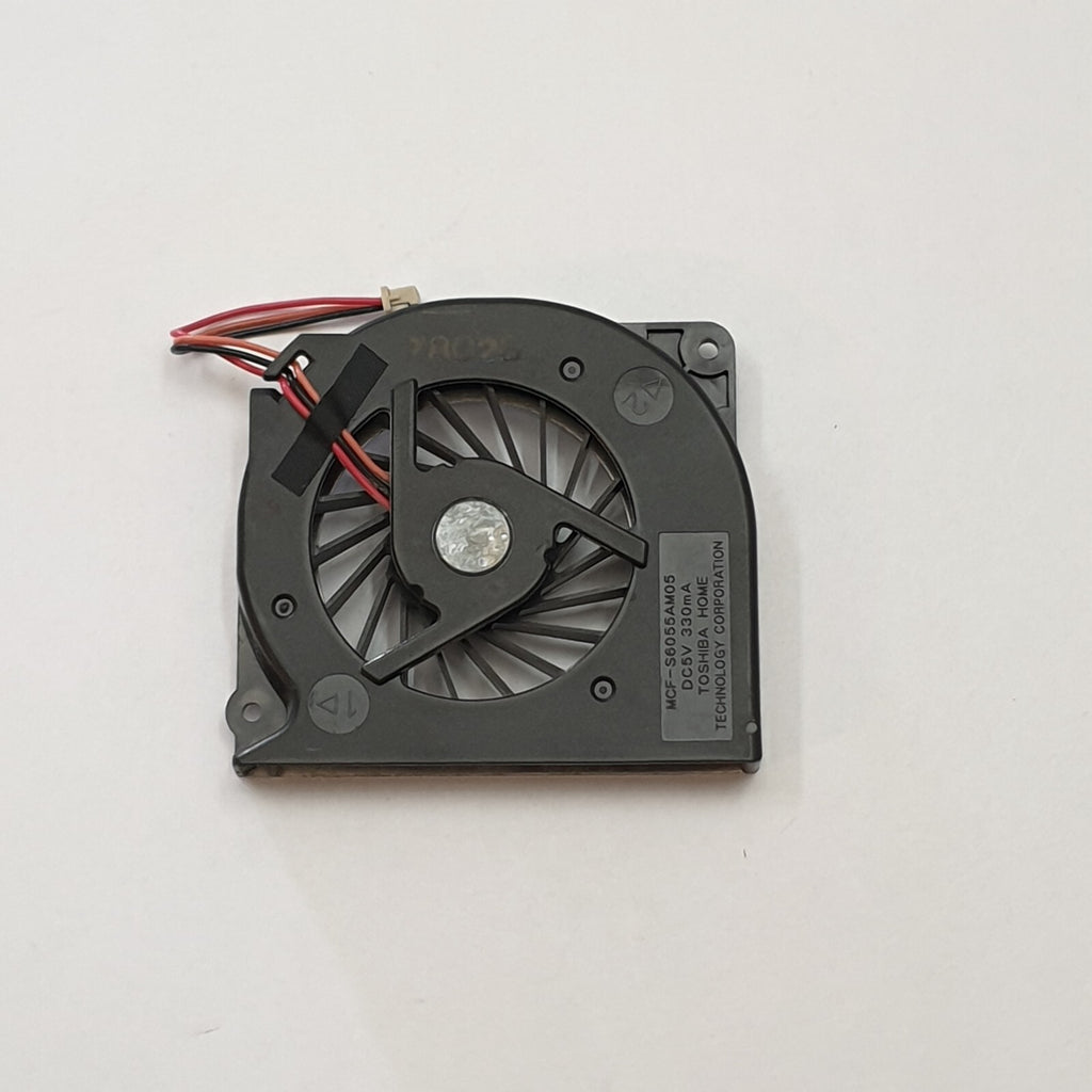 Fujitsu LifeBook E556 Lüfter Fan CPU Kühler Notebook Ersatzteil