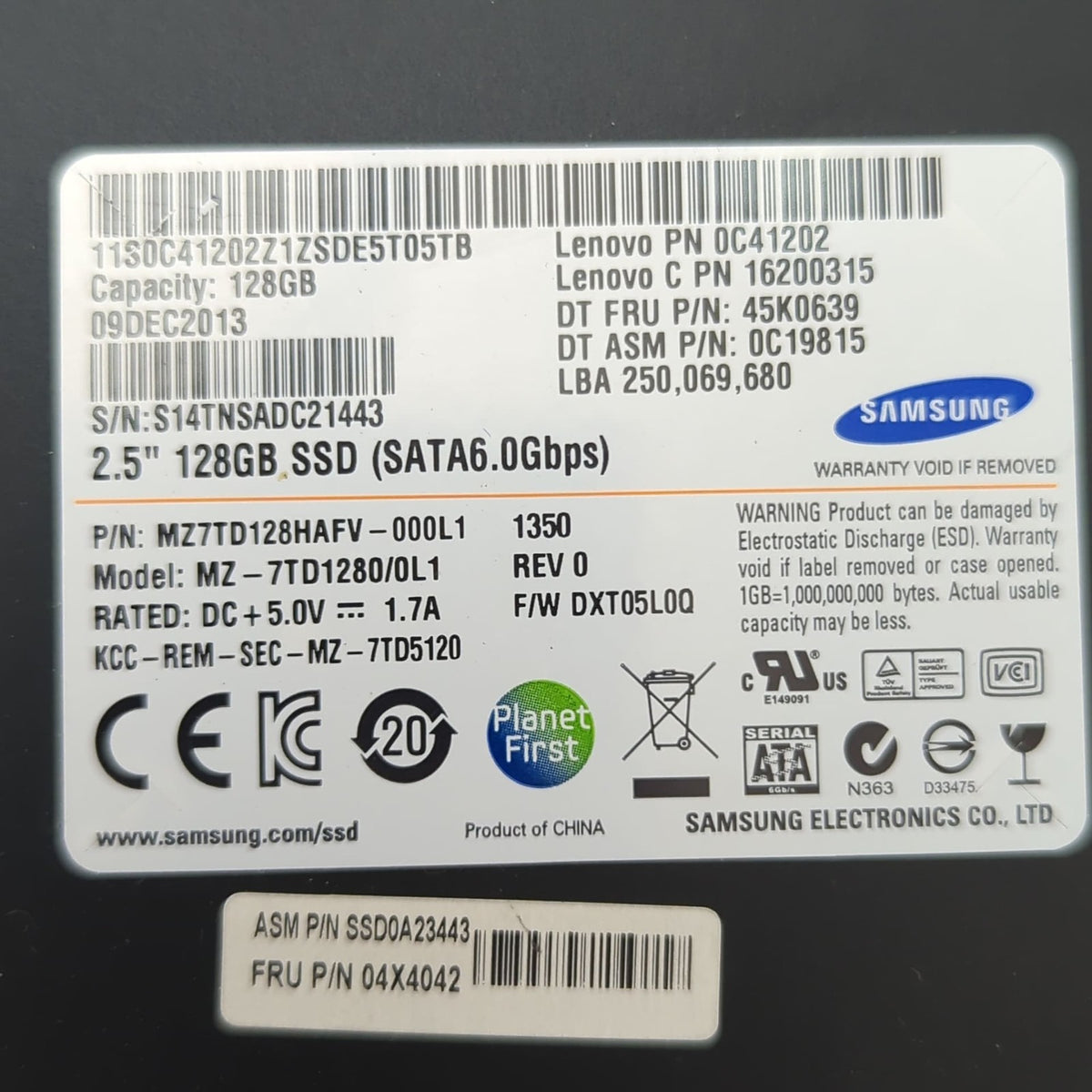 Samsung 128GB 2.5 Zoll SATA III SSD 6Gb/s Internes Solid State Drive