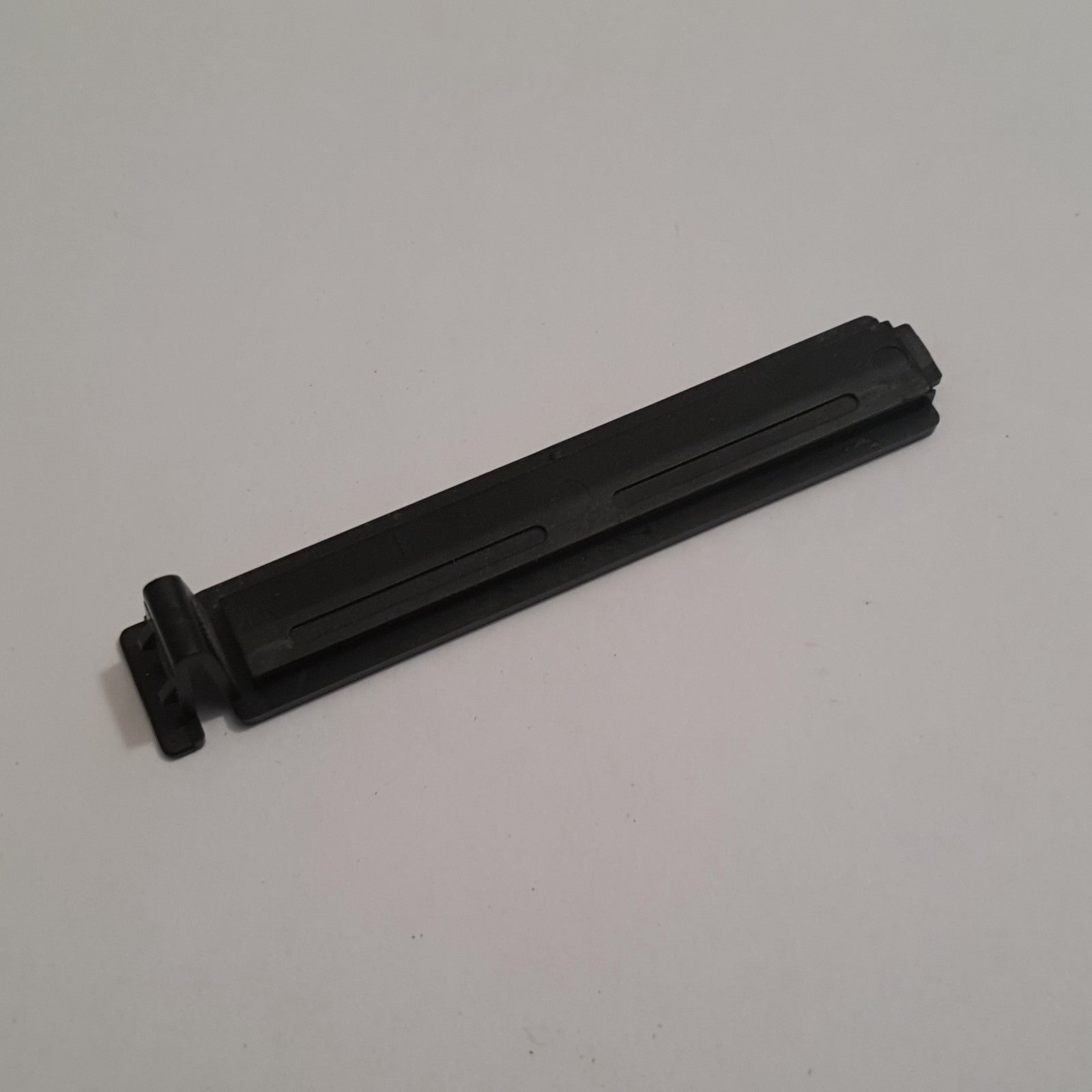 Fujitsu LifeBook S752 Modulschacht Abdeckung Slot Blende Laufwerk – Bild 2