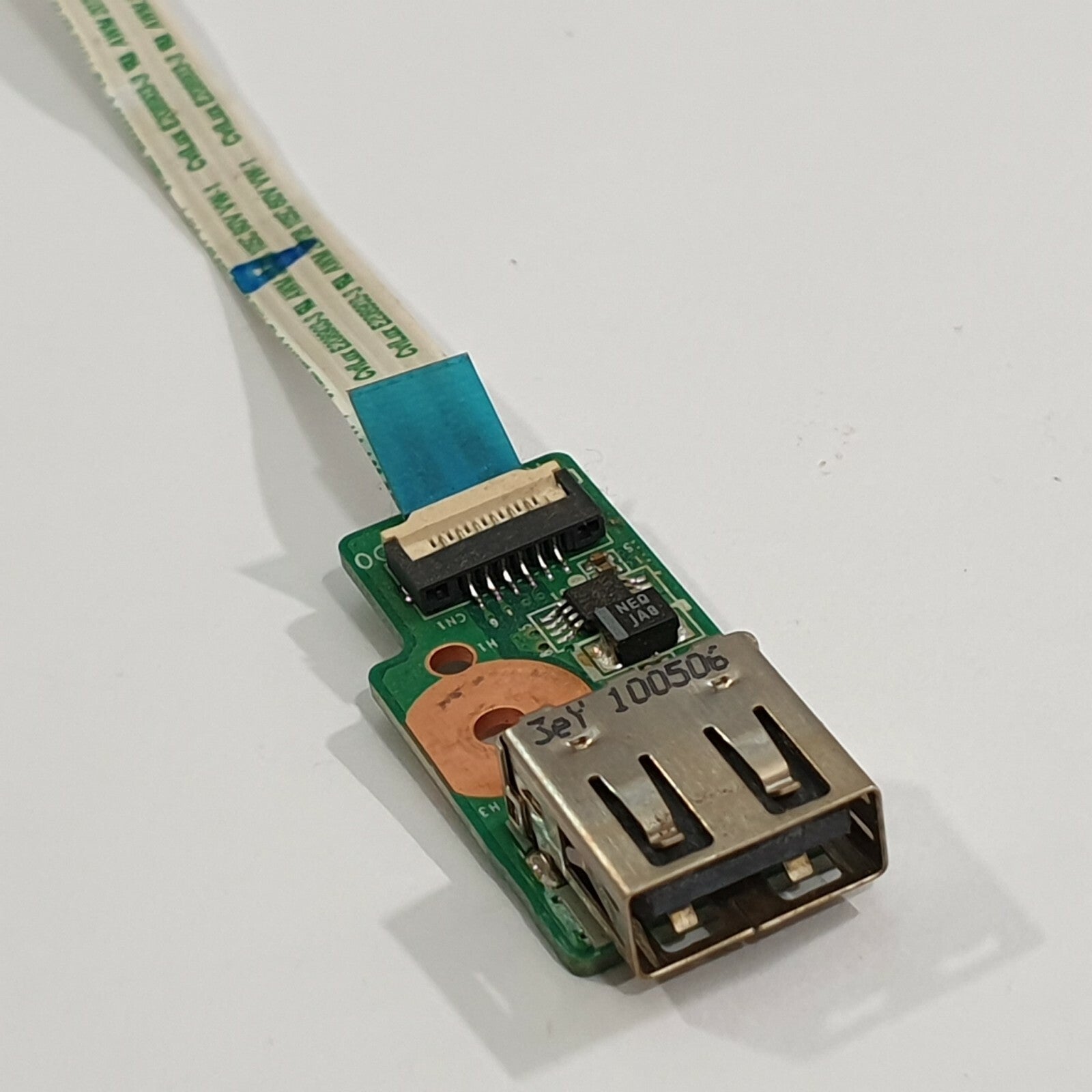 HP Pavilion dv6 3000 USB Board mit Kabel USB Anschluss Platine