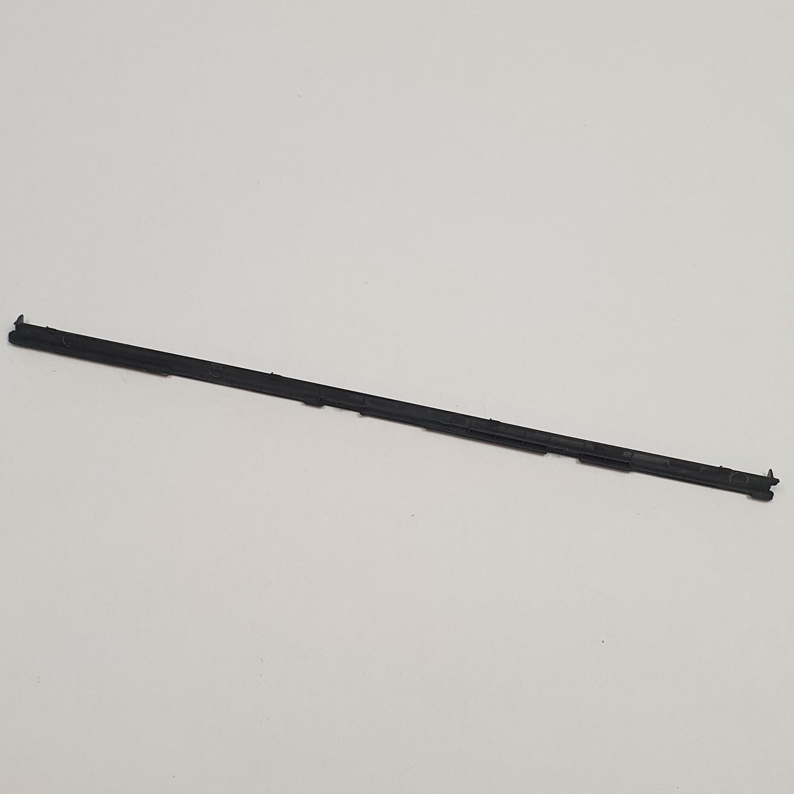 Lenovo ThinkPad X1 Carbon 5th Gen Display Scharnierabdeckung Hinge Cover – Bild 2