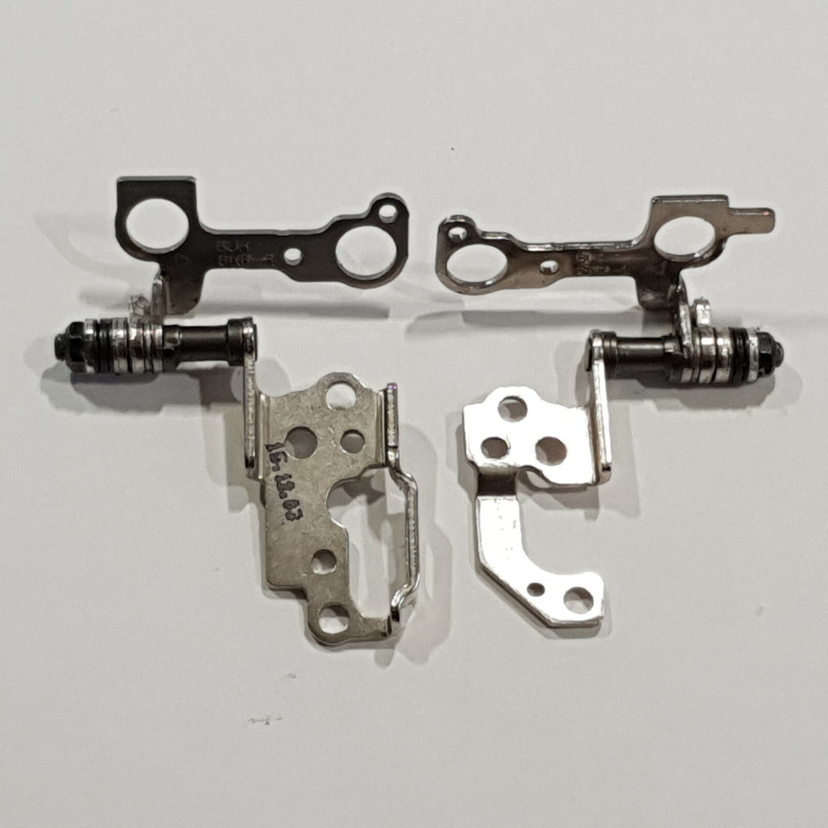 Toshiba Chromebook CB30-B-104 Displayscharniere L+R Scharnier Set Hinge