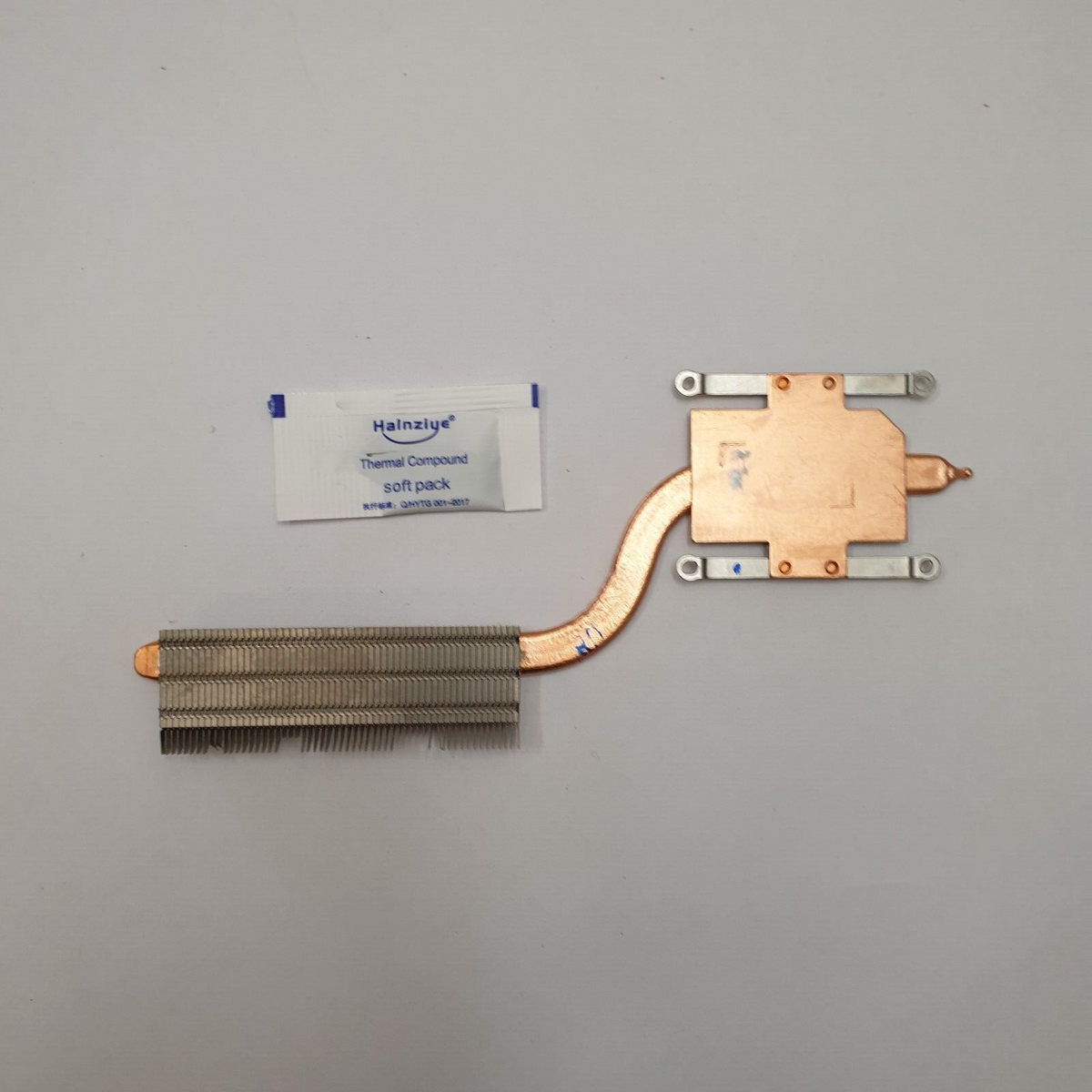 Asus P1501U CPU Kühler Heatsink Kühlkörper inkl Wärmeleitpaste