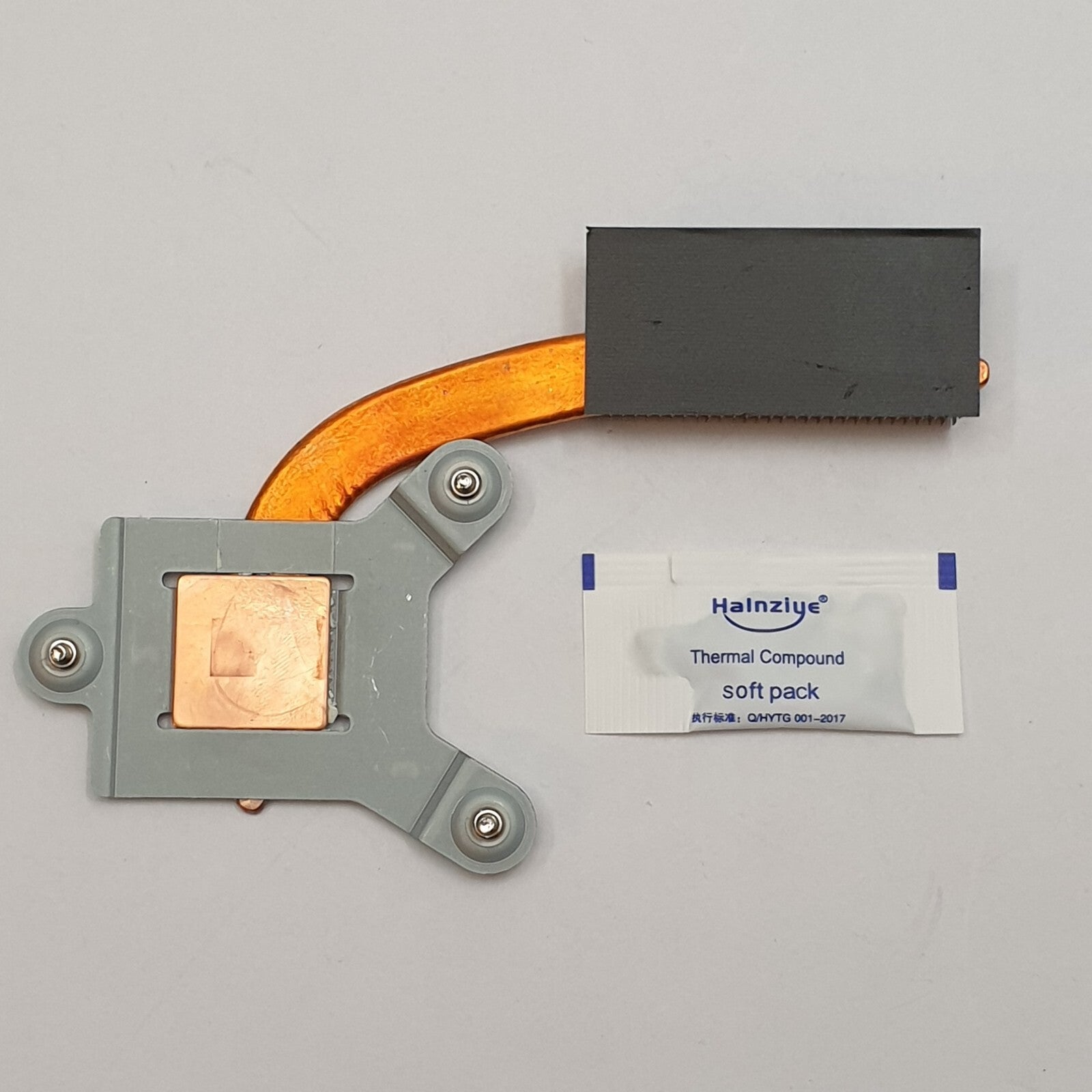 Fujitsu LifeBook E544 Kühler Heatsink mit Wärmeleitpaste – Bild 2