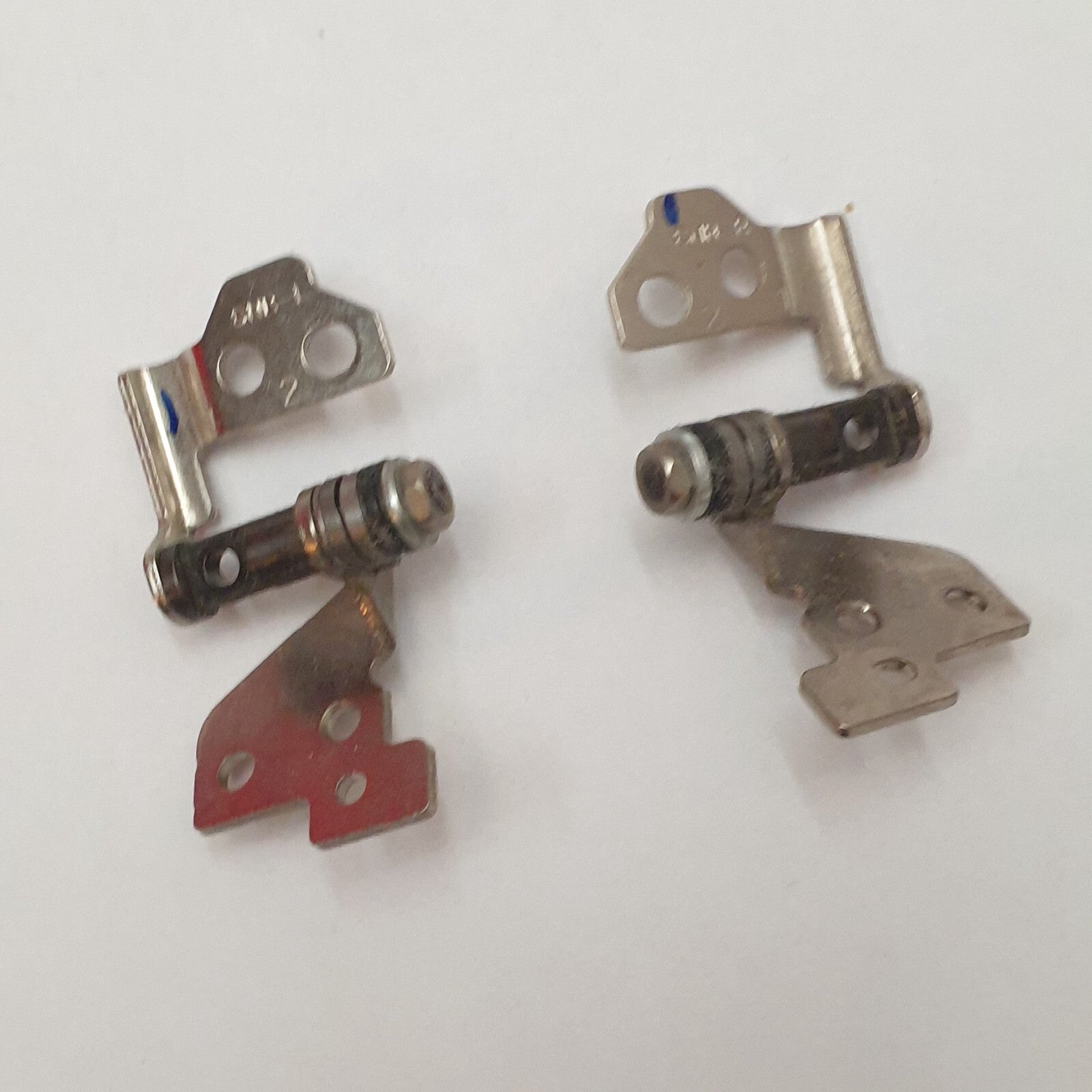 Fujitsu Lifebook U747 Displayscharniere Scharniere Hinges Links Rechts Set