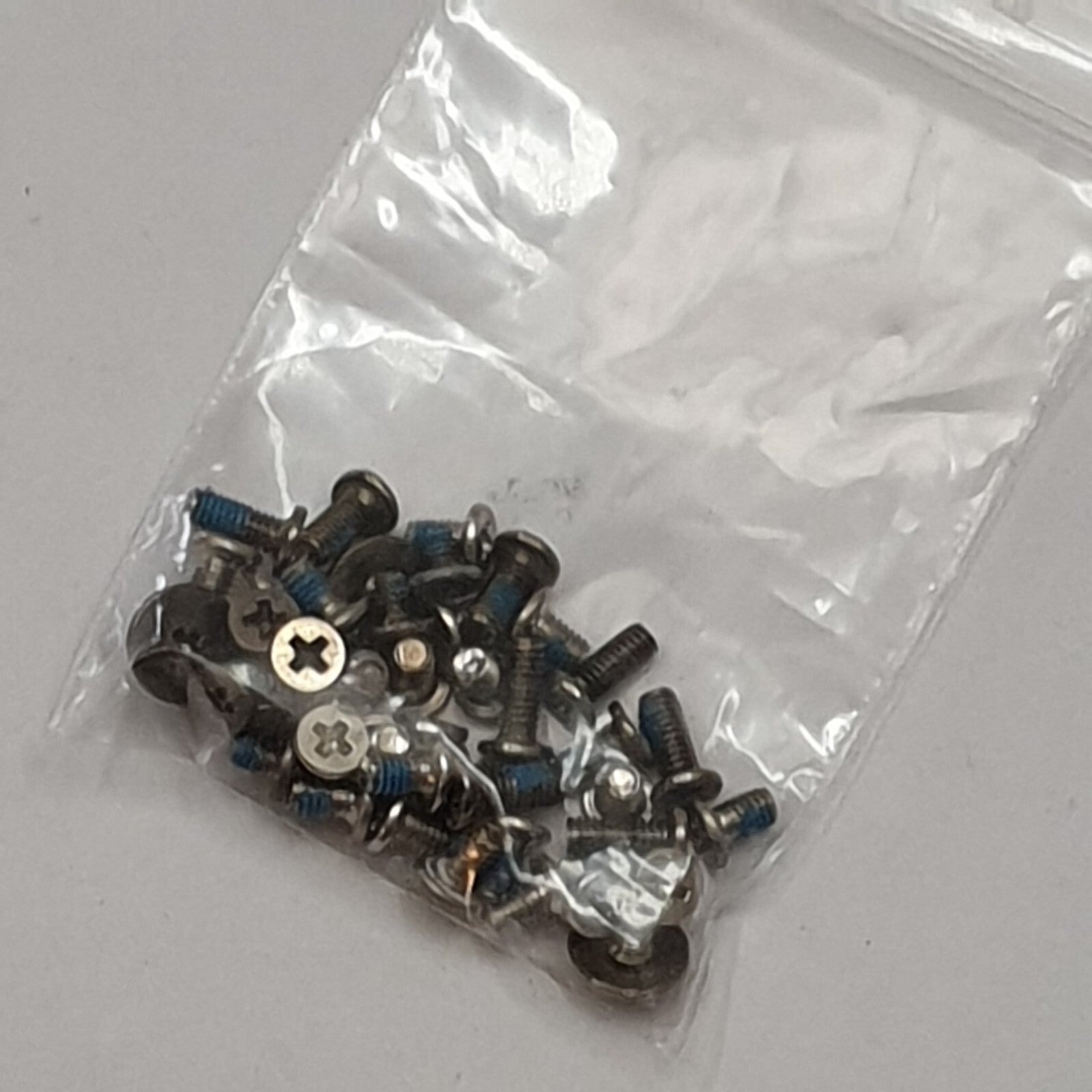 Acer Aspire ES1-711G Series ES1 711G Schraubensatz Schrauben Set Screw Set