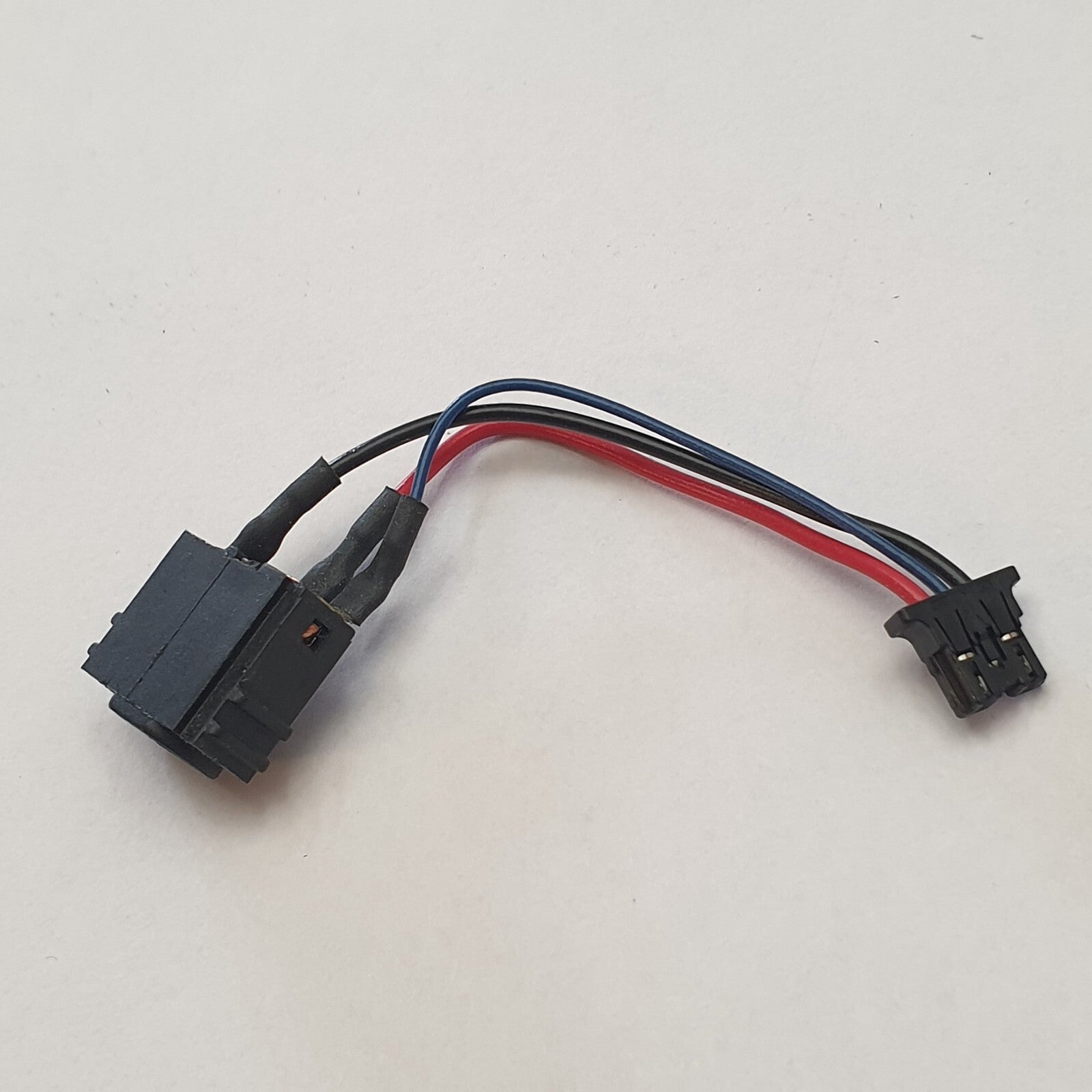 Fujitsu LifeBook U728 Original Strombuchse Netzbuchse Ladebuchse DC In Kabel – Bild 2