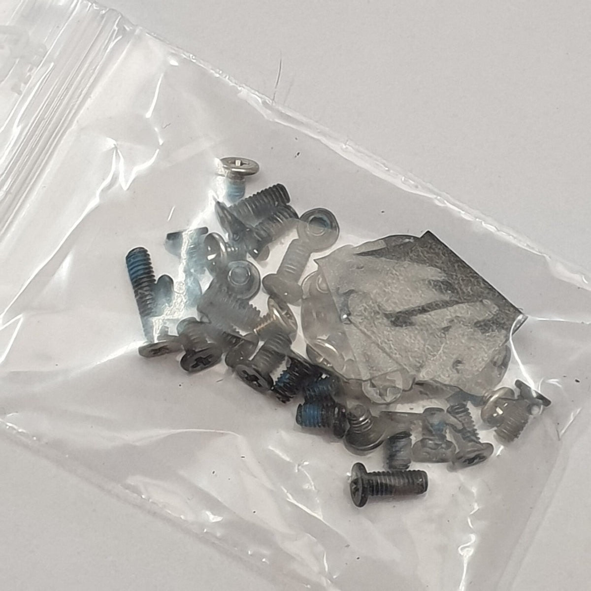 HP Pavilion DV6 3300 Schraubensatz Screw Set Notebook Ersatzteil