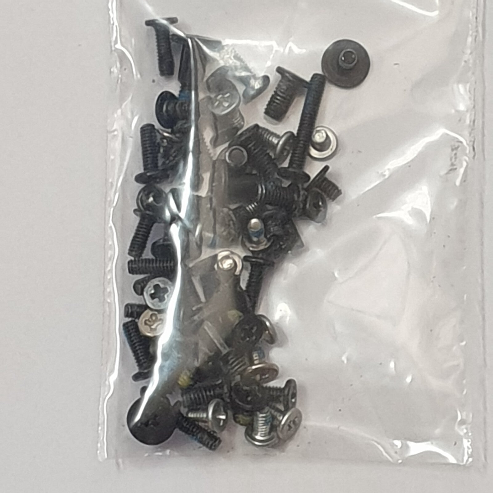 Lenovo ThinkPad L540 Schraubensatz Screw Set Schrauben Gehäuse