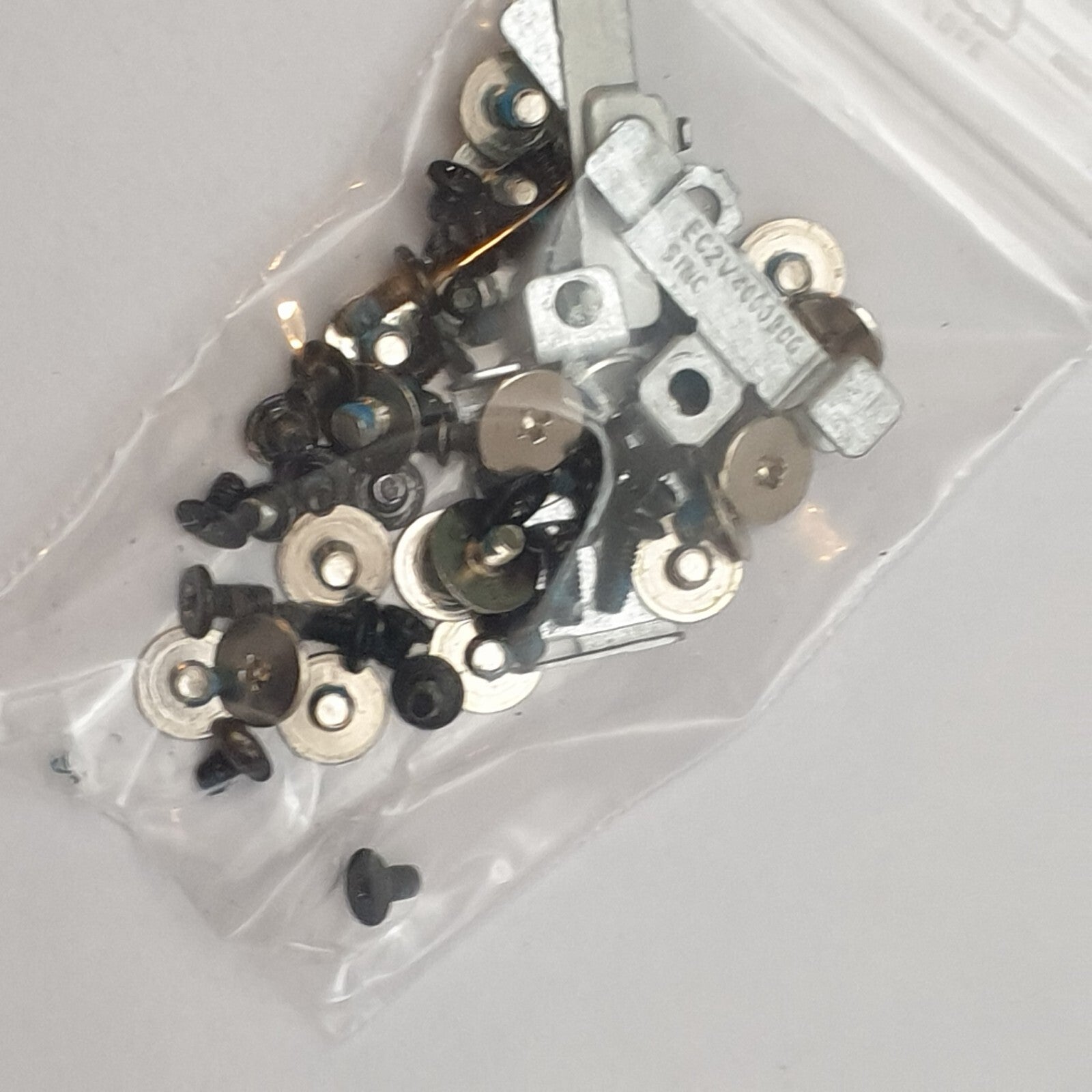 Dell Precision 7760 Schraubensatz screw set Schrauben