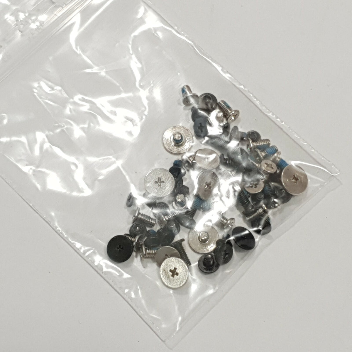 Toshiba Satellite M50D-A M50D A Schraubensatz Screw Set Schrauben