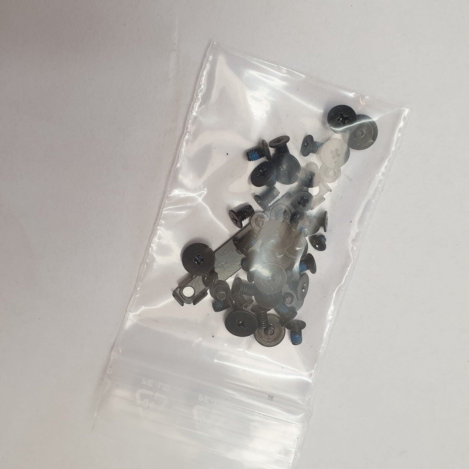 HP ZBook Studio G3 Schraubensatz Screw Set Schrauben Ersatzteil
