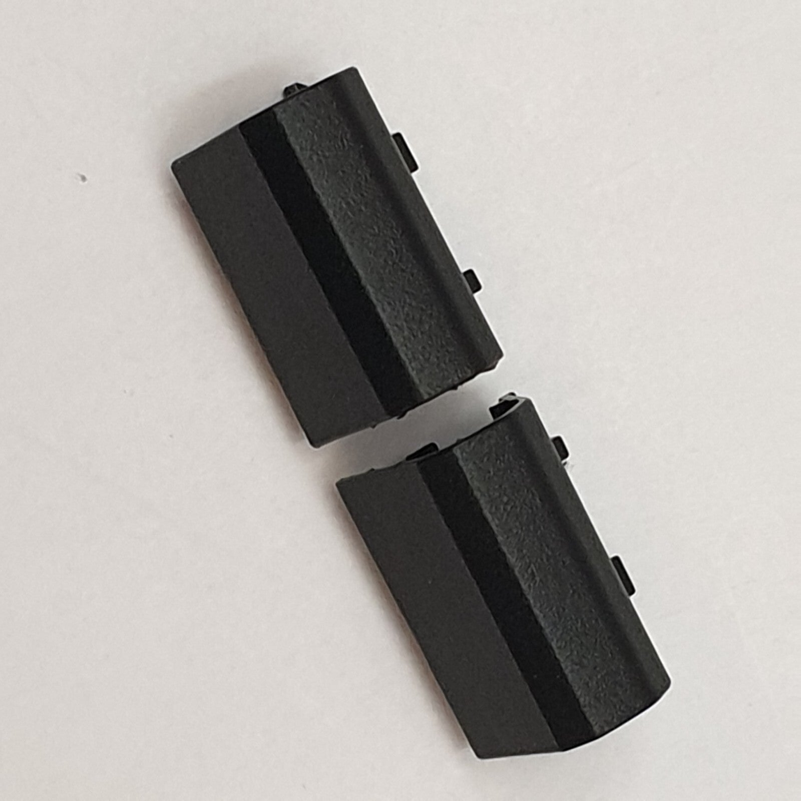 Fujitsu Lifebook E558 Scharnierabdeckung Scharnierkappen Set Hinge Cover