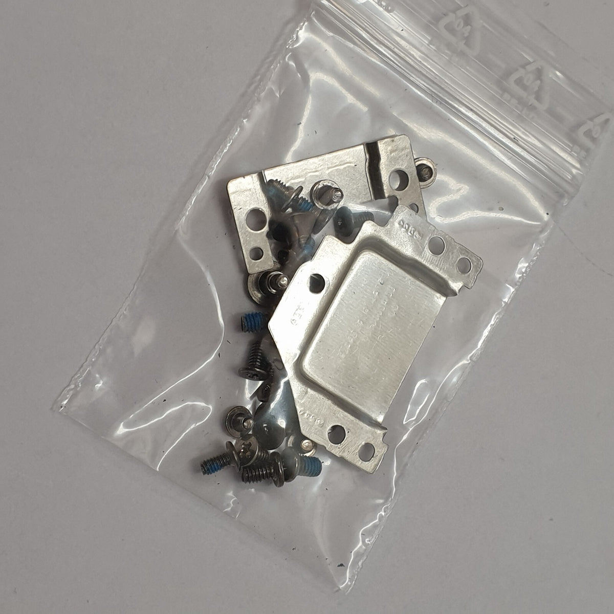 Lenovo ThinkPad T490 RJ45 LAN Port Halterung USB Bracket Schraubensatz