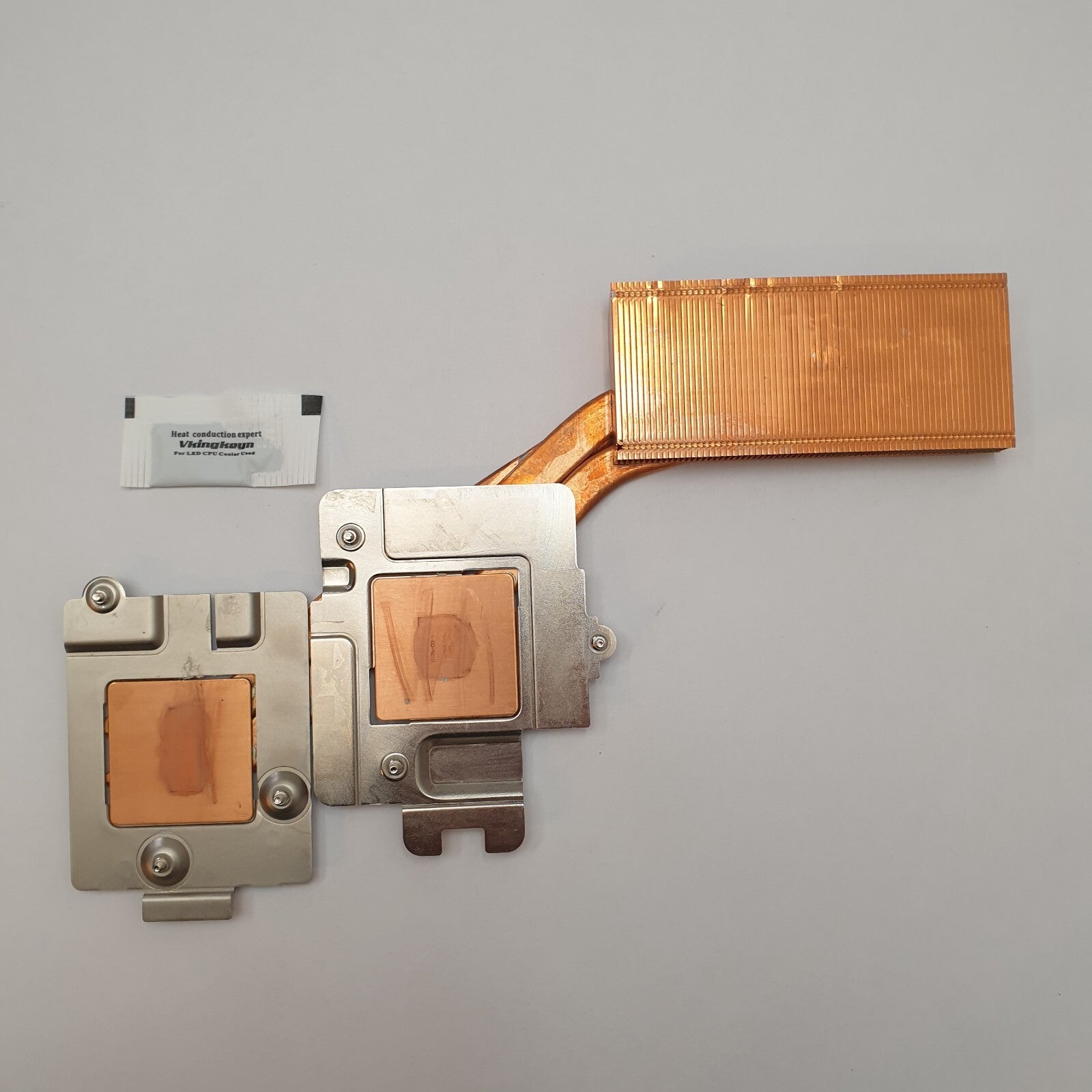 Fujitsu Celsius H731 Kühler Heatsink Kühlkörper inkl Wärmeleitpaste – Bild 2